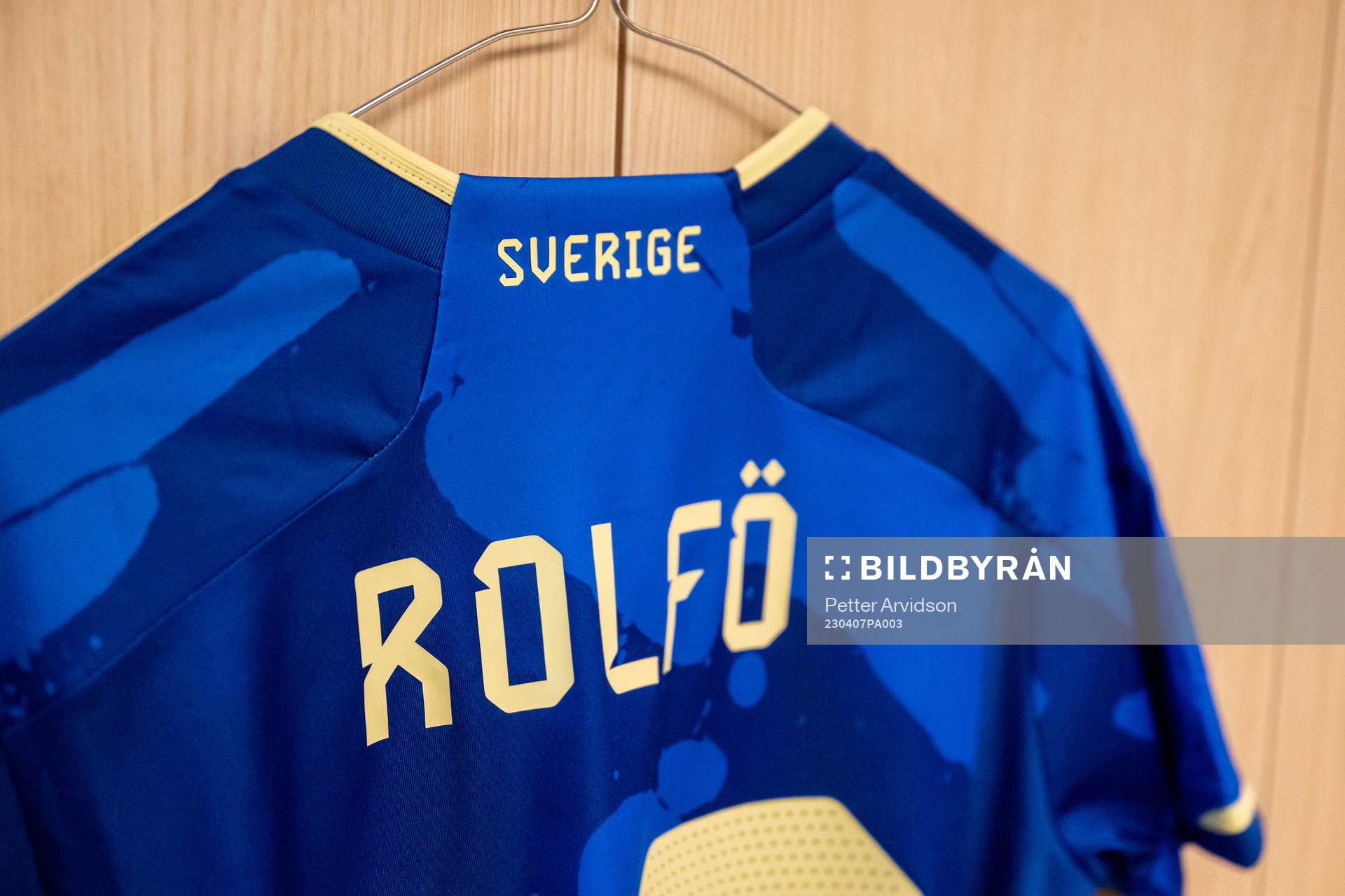 The jersey of Fridolina Rolfö in the dressing room of