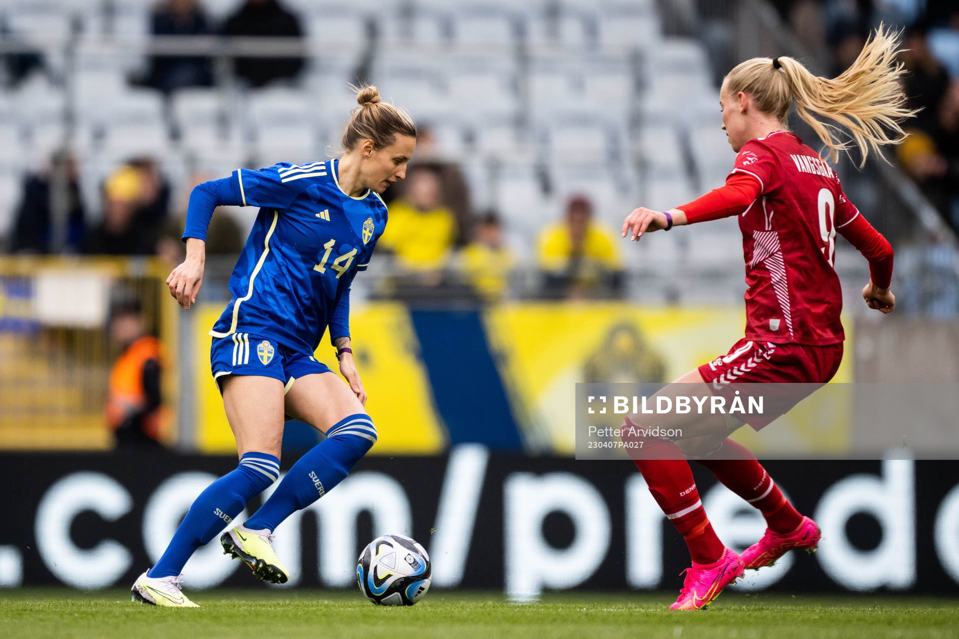Nathalie Björn of Sweden and Amalie Vangsgaard of Denmark