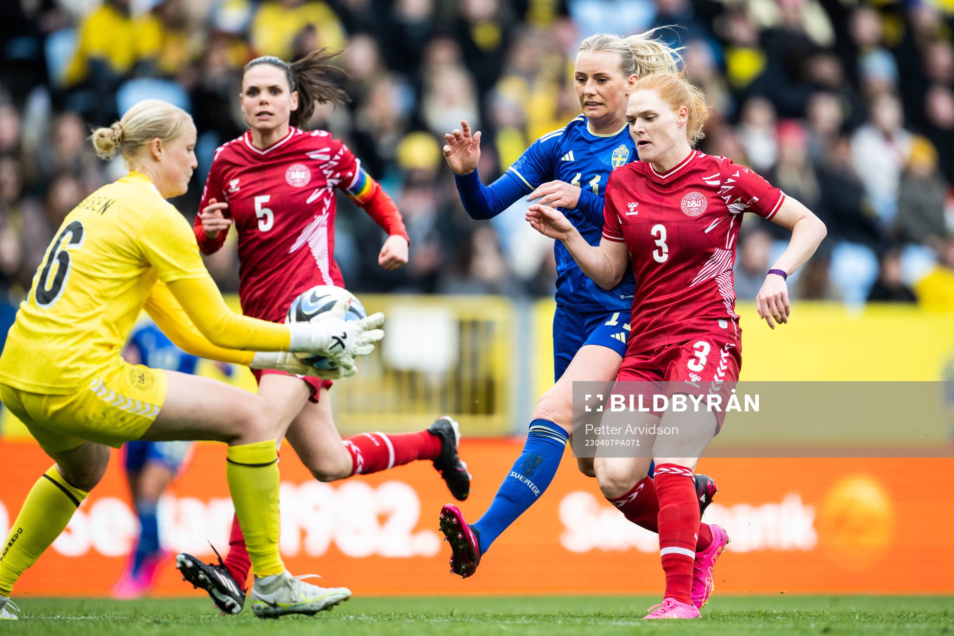 Stina Blackstenius of Sweden against Simone Boye,