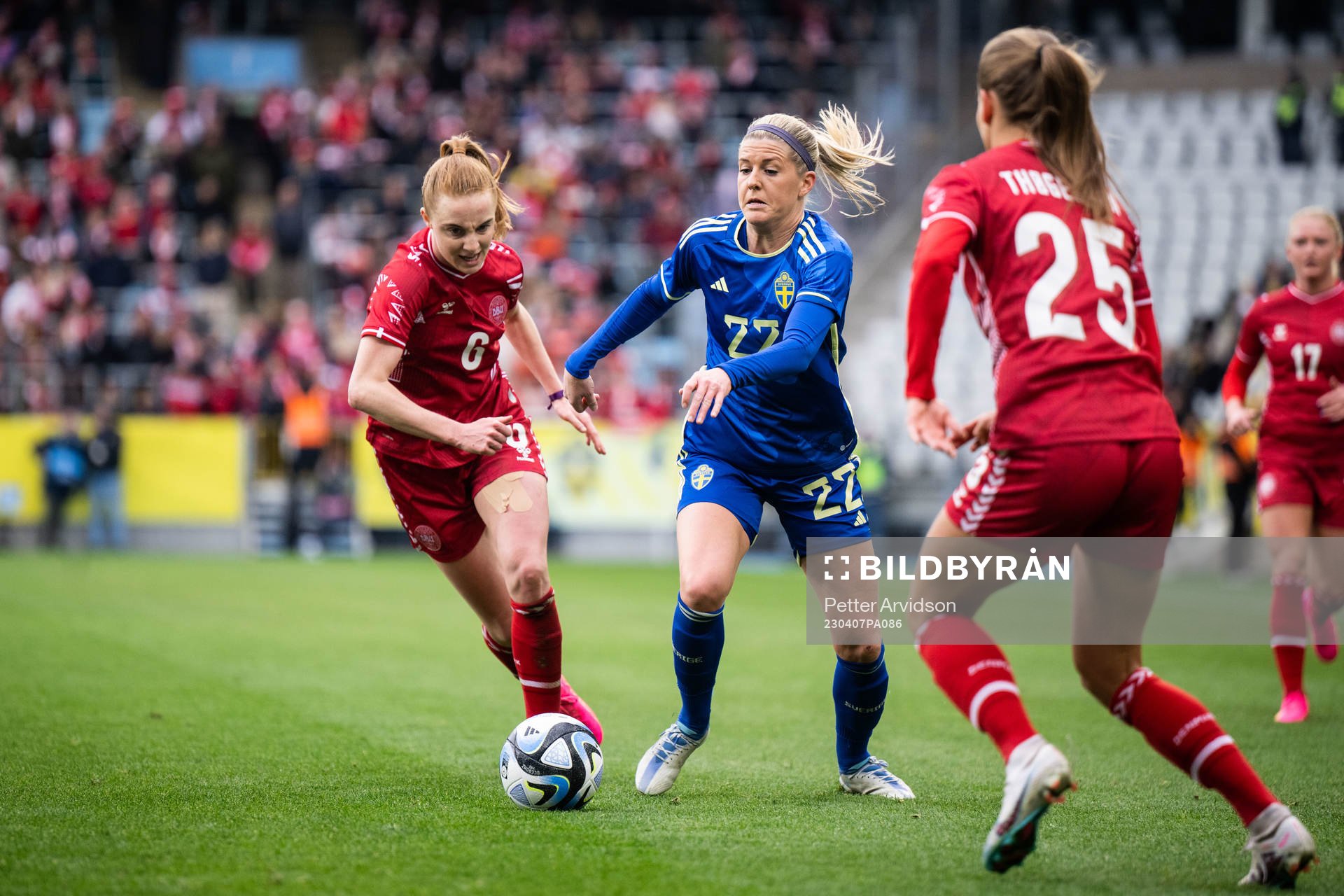 Olivia Schough of Sweden against Karen Holmgaard and