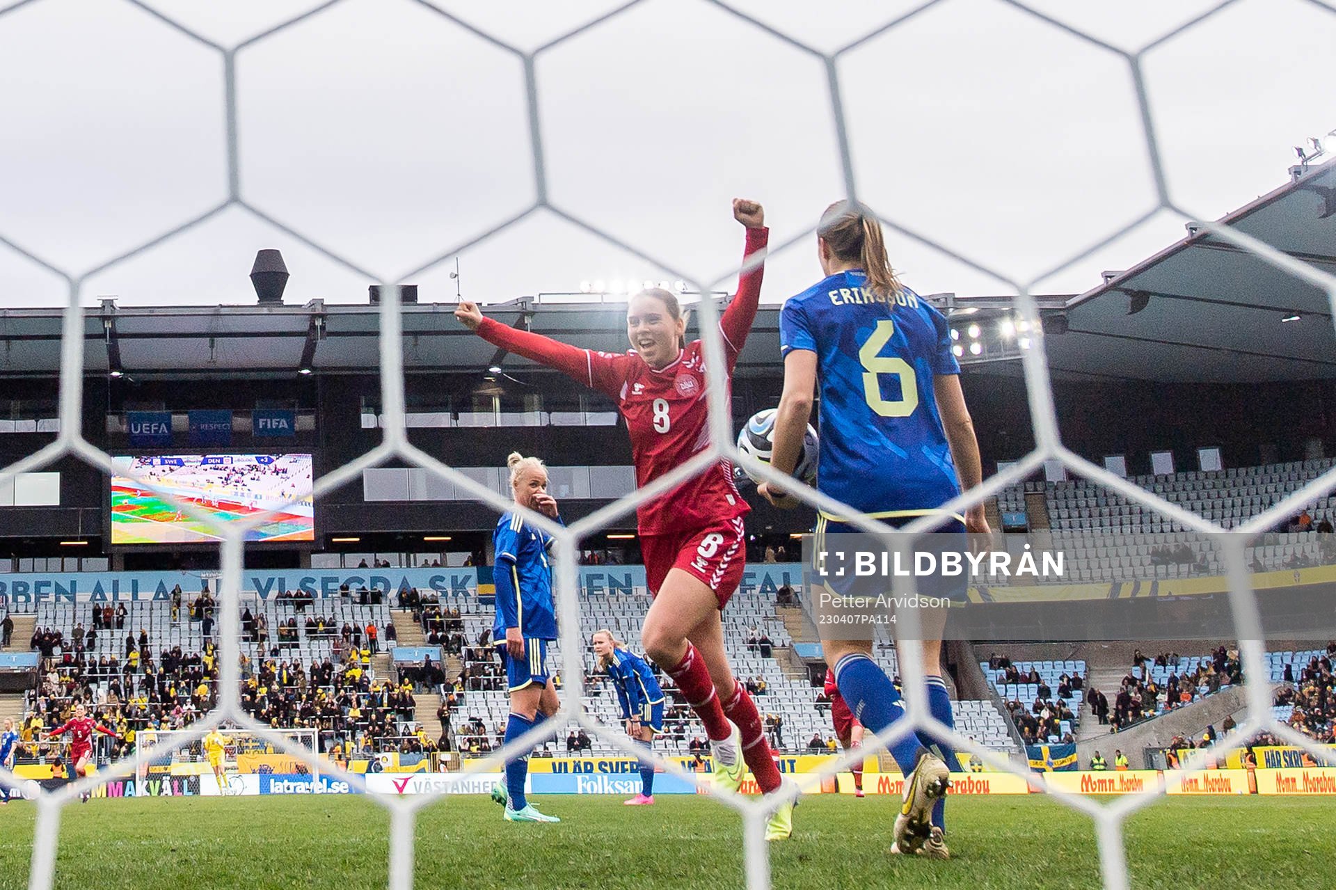 Emma Snerle of Denmark celebrate the 0-1 goal and Caroline