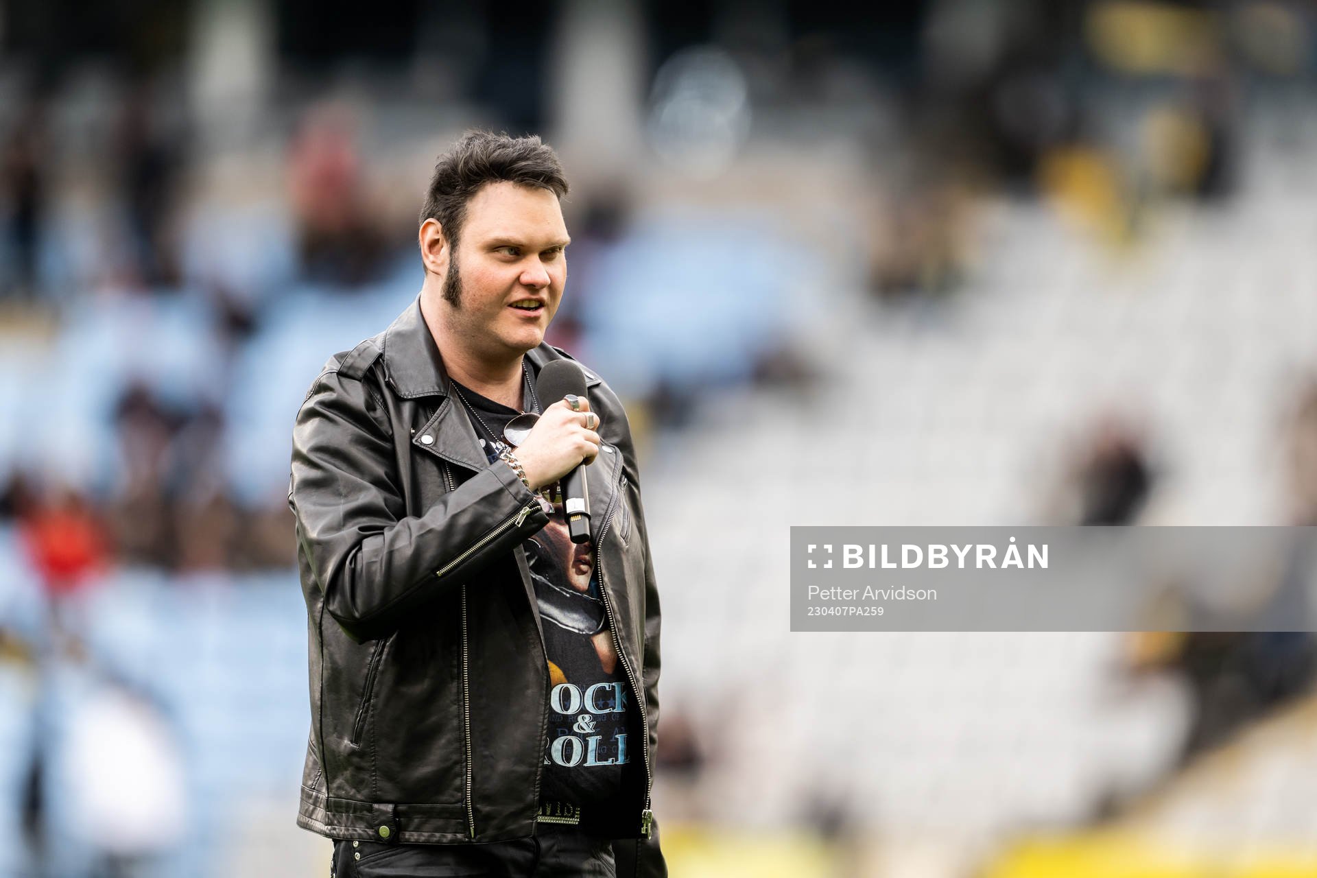 ”Elvis” at half time