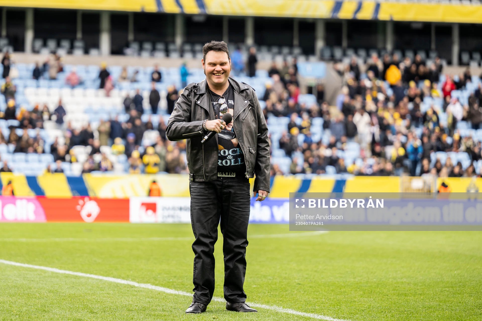 ”Elvis” at half time