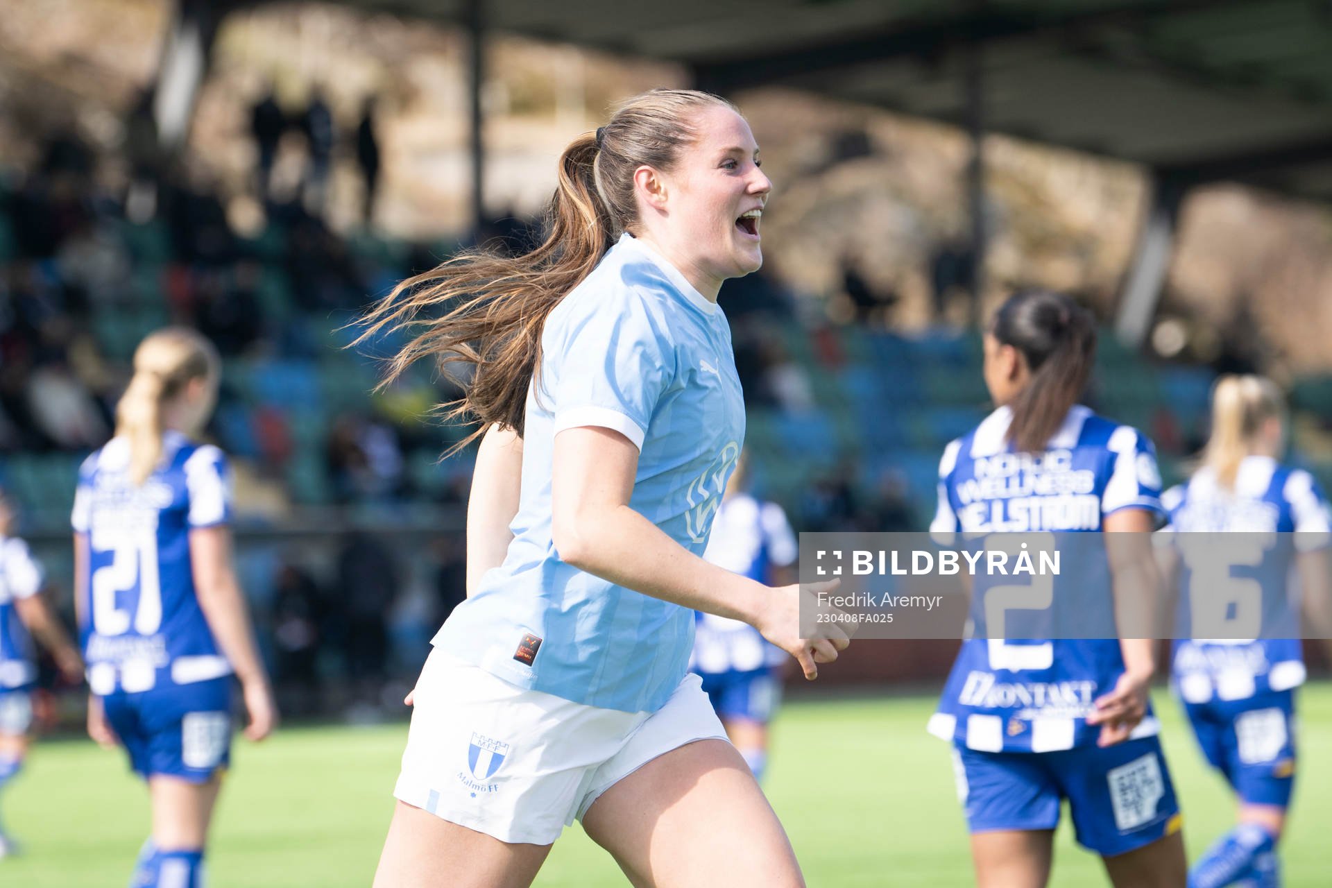 Malmö FFs Linnea Svensson jublar