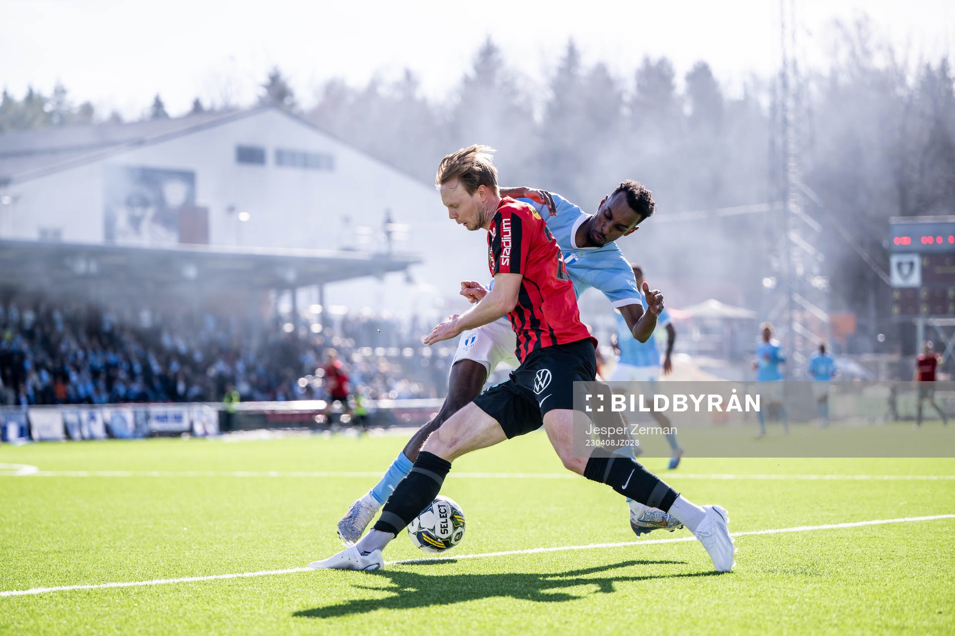 Malmö FFs Taha Ali och Brommapojkarnas Tim Waker