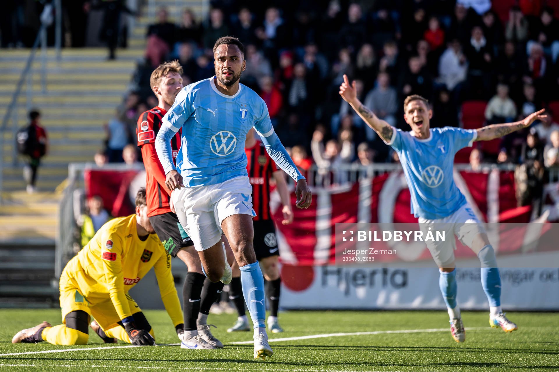 Malmö FFs Isaac Kiese Thelin jublar