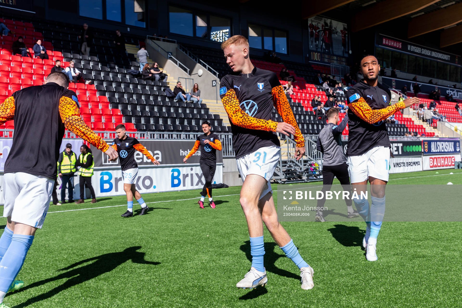 Malmö FFs Hugo Larsson och Derek Cornelius