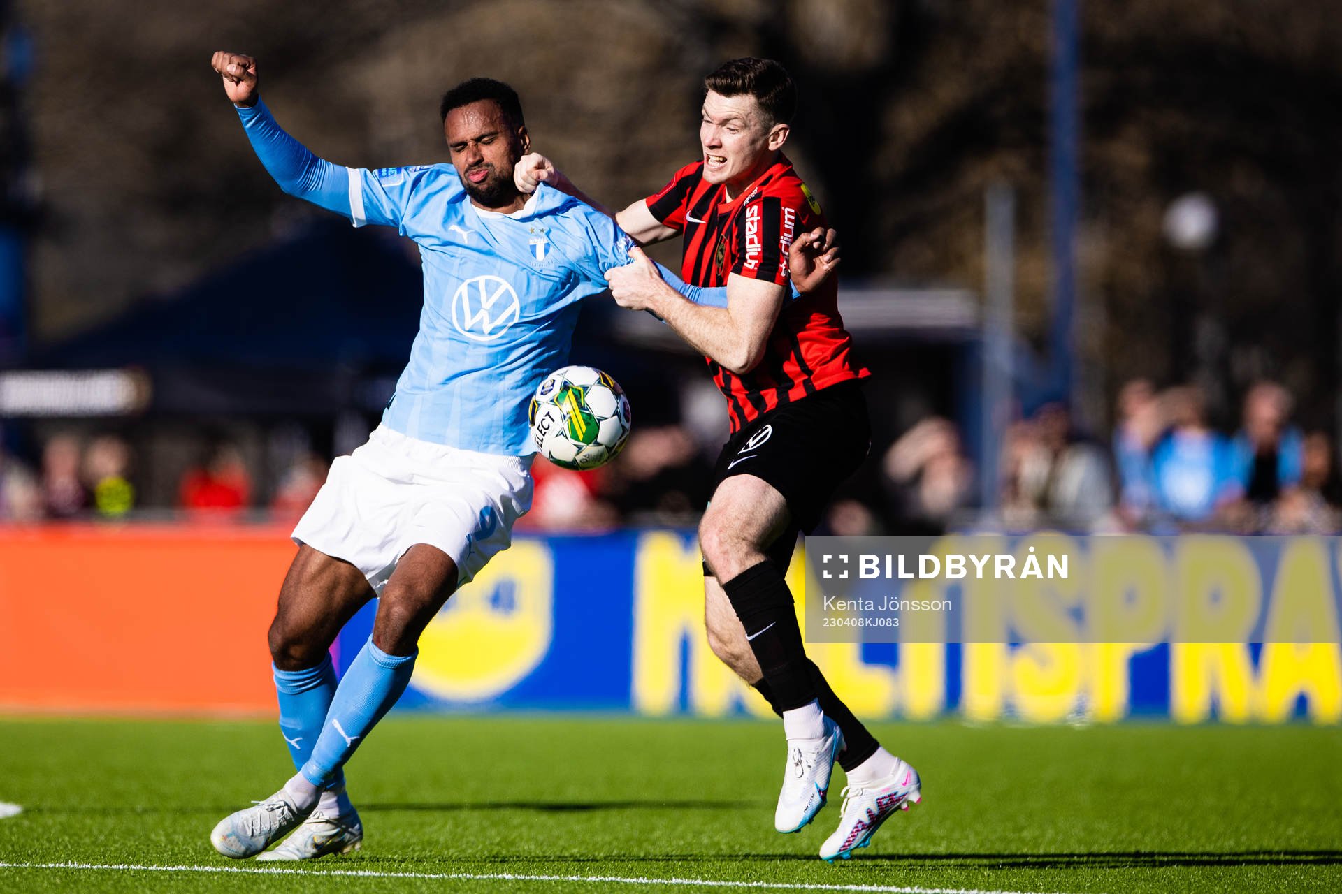 Malmö FFs Isaac Kiese Thelin och Brommapojkarnas Viktor