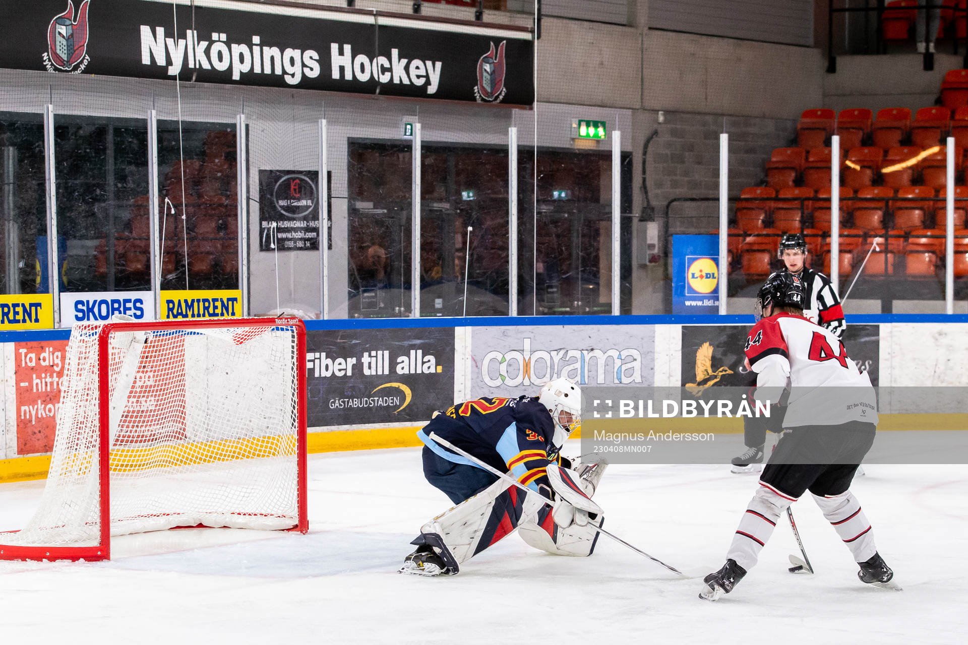 Örebros Melvin Fernström gör 1-1 på straff mot