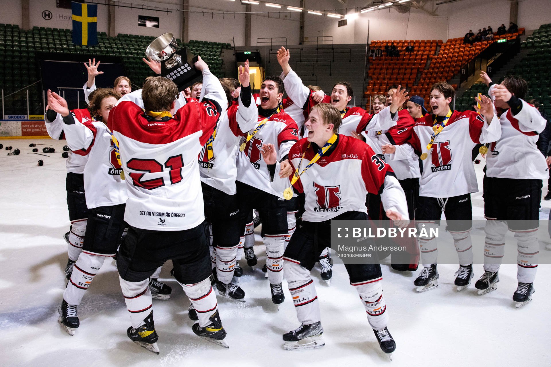 Örebros spelare jublar