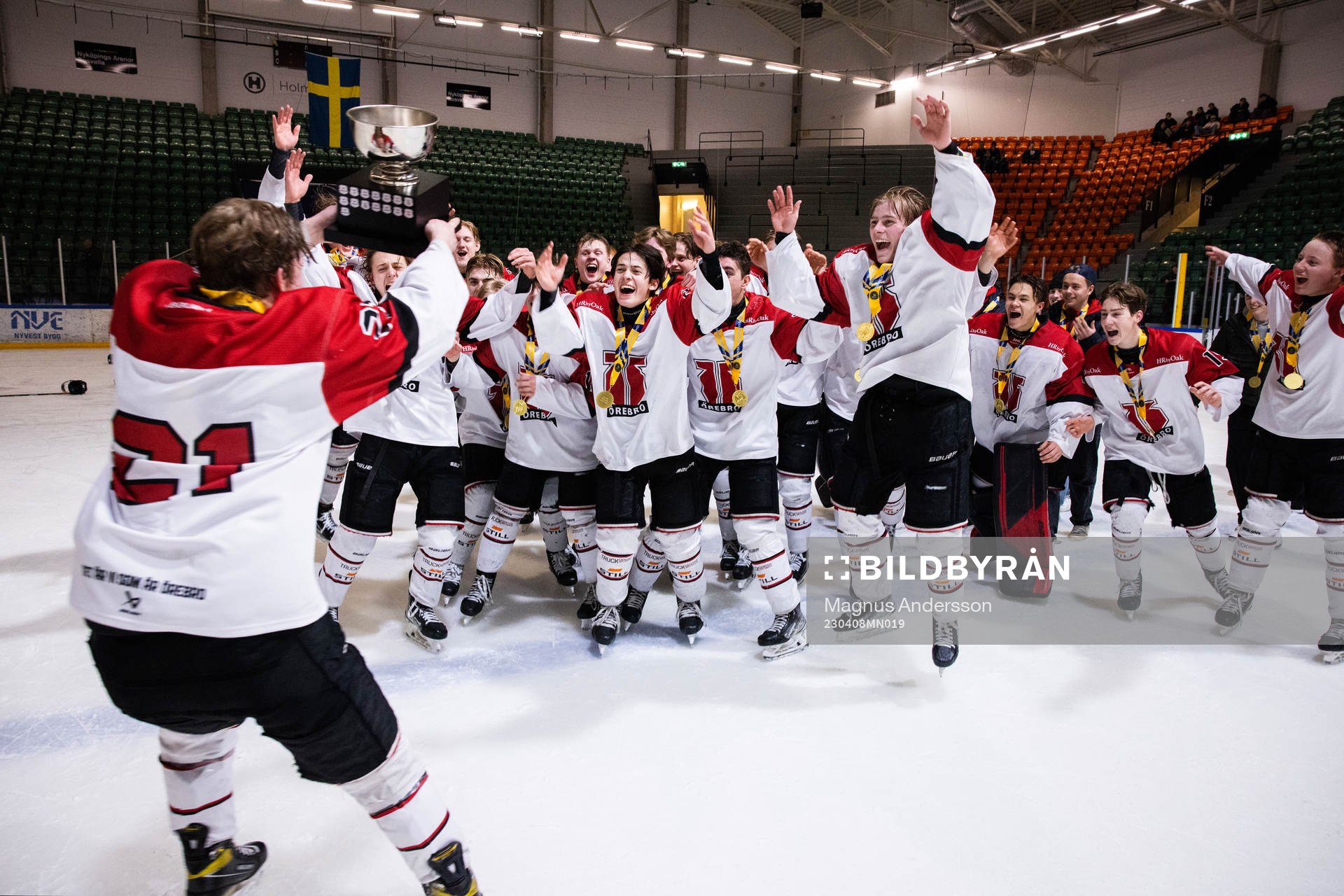 Örebros spelare jublar