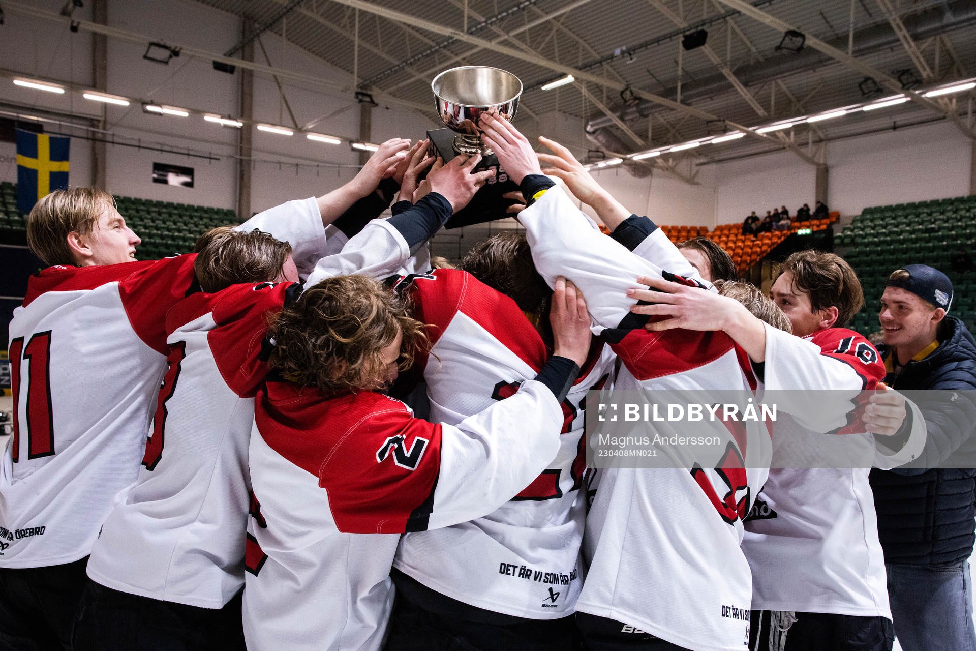 Örebros spelare jublar