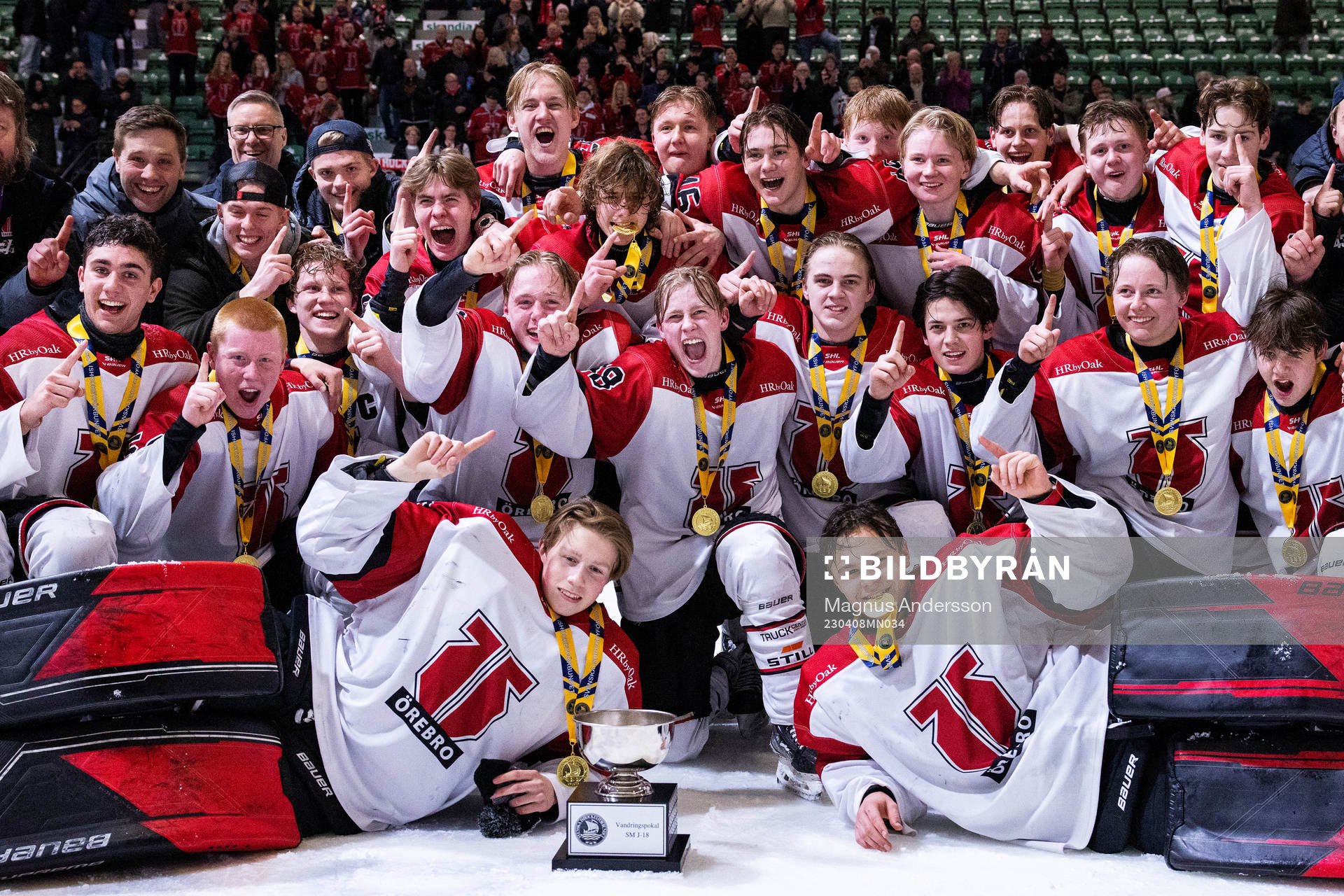 Örebros spelare jublar