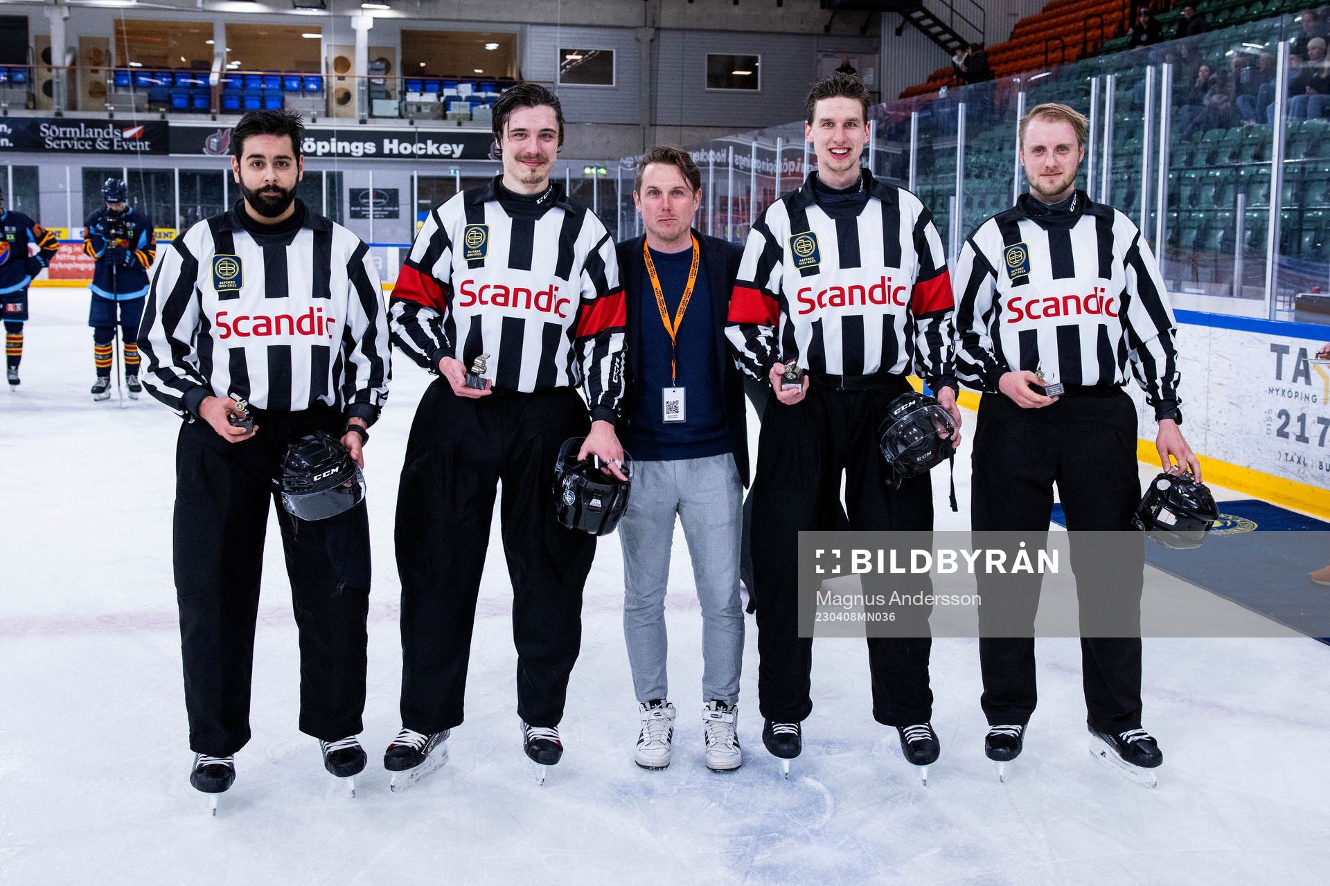 Domarna Josef Lundgren, Ludwig Gran, Markus Yngvesson och
