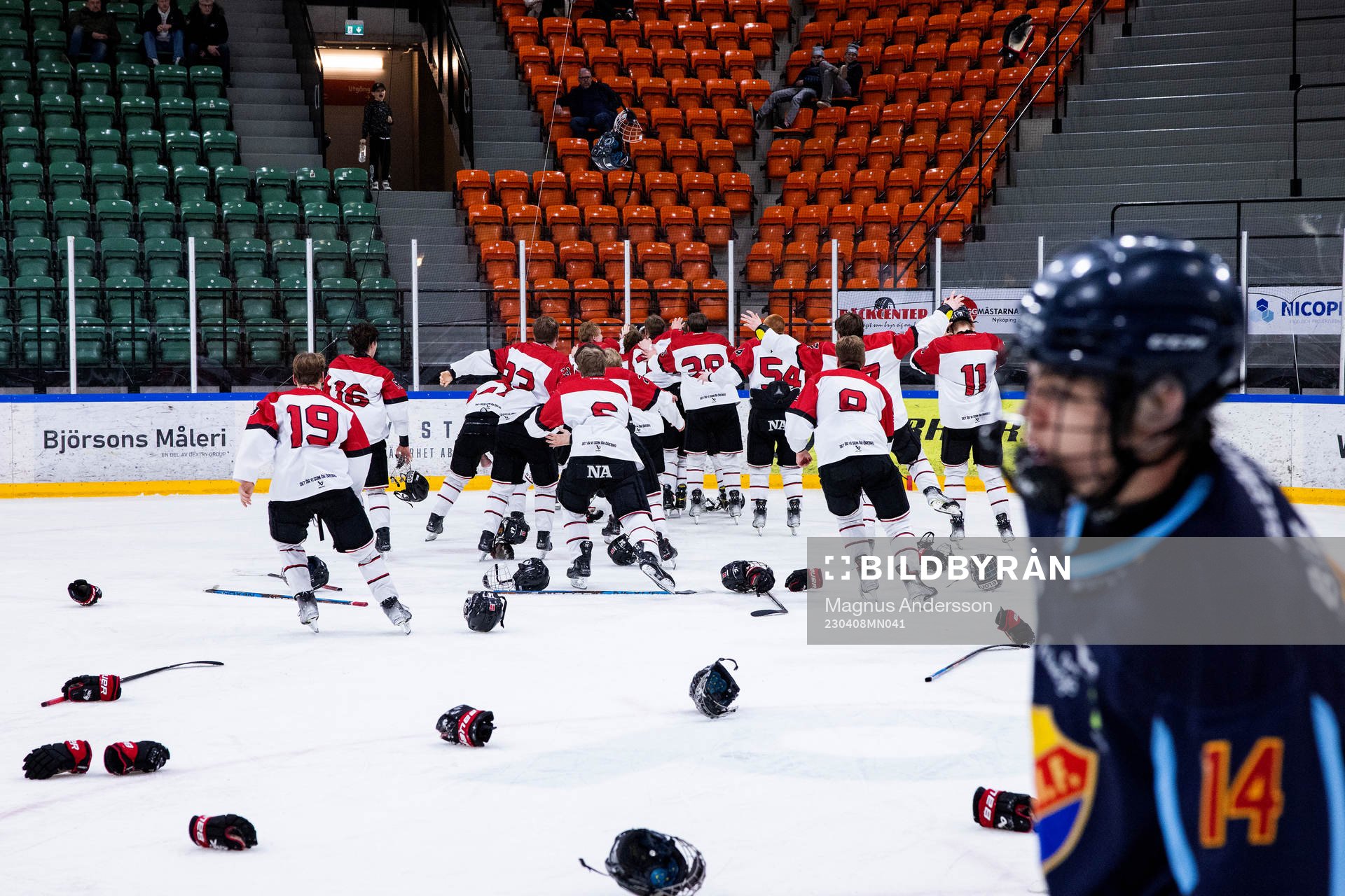Örebros spelare jublar