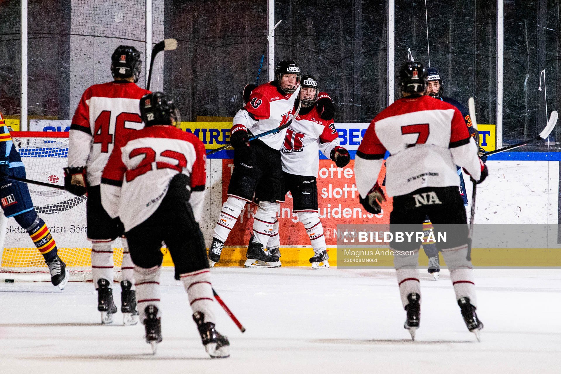 Örebros spelare jublar