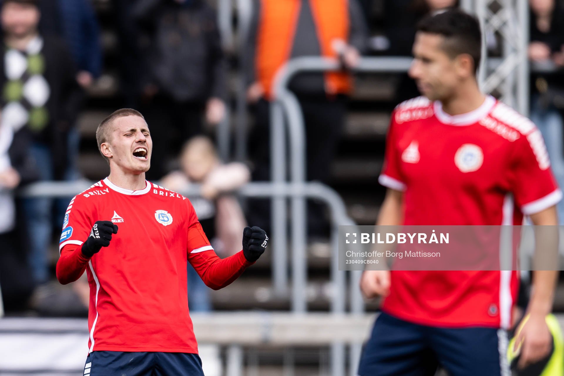 Utsiktens Erik Westermark jublar