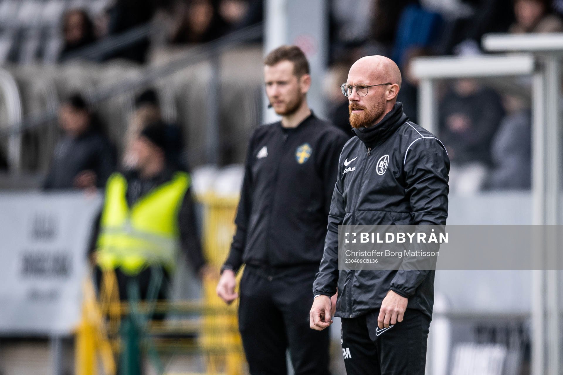 Landskronas assisterande tränare Max Mölder under fotbollsmatchen i Superettan mellan Landskrona och Utsikten den 9 april 2023 i Landskrona.