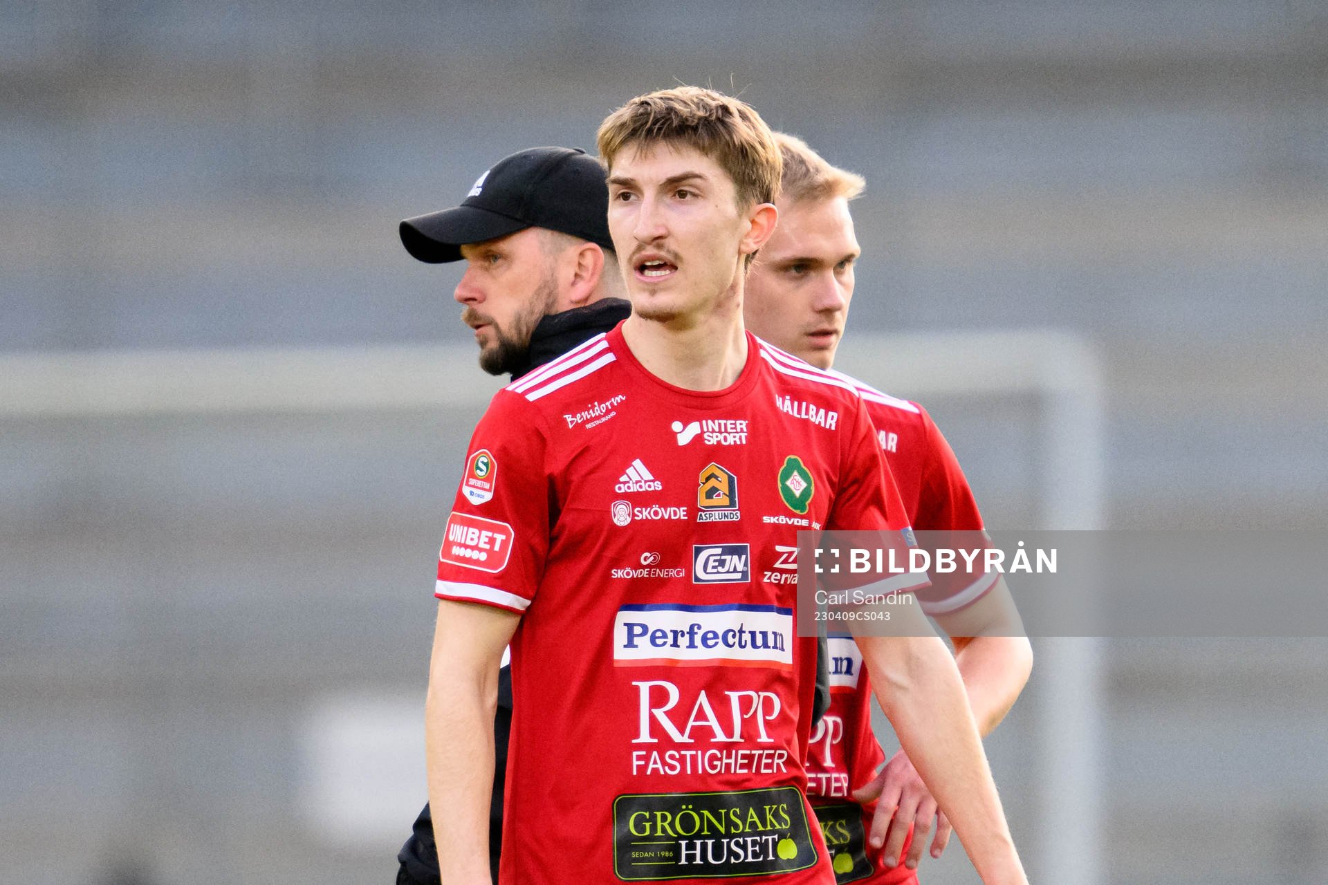 Skövde AIKs tränare Tobias Linderoth, Hugo Engström och