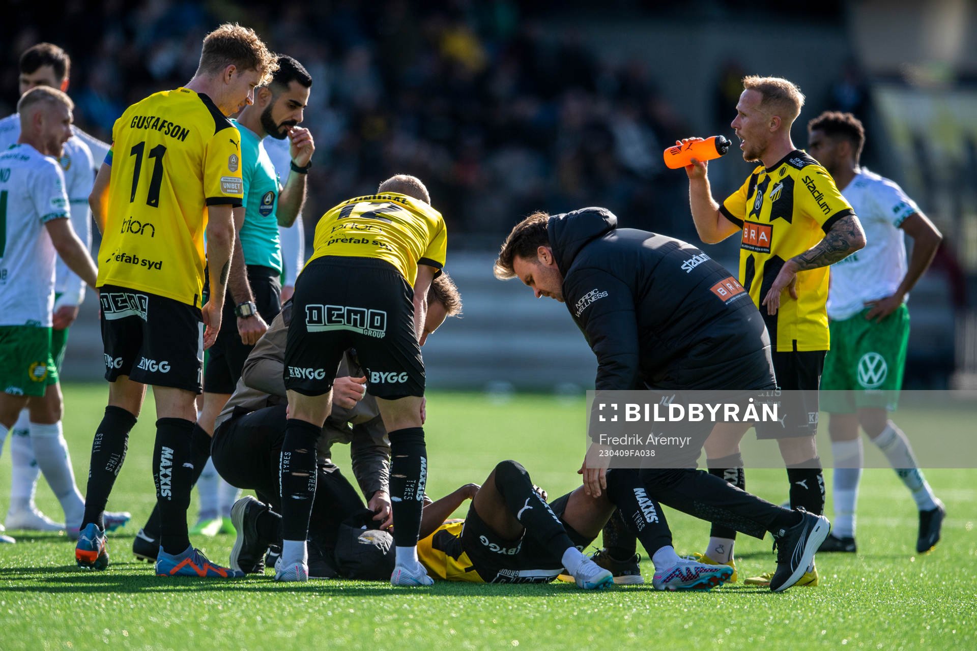 Häckens Benie Adama Traore har ont