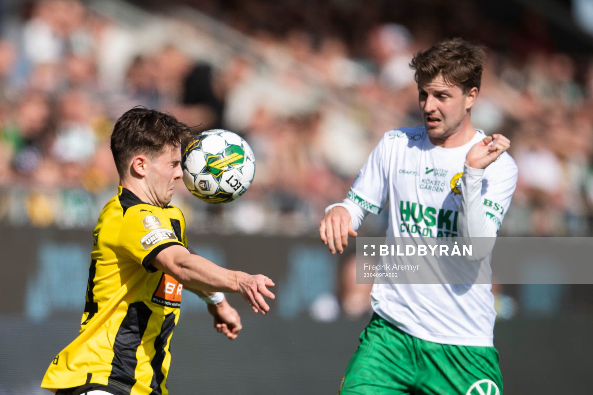 Häckens Lars Olden Larsen och Hammarbys Joel Nilsson