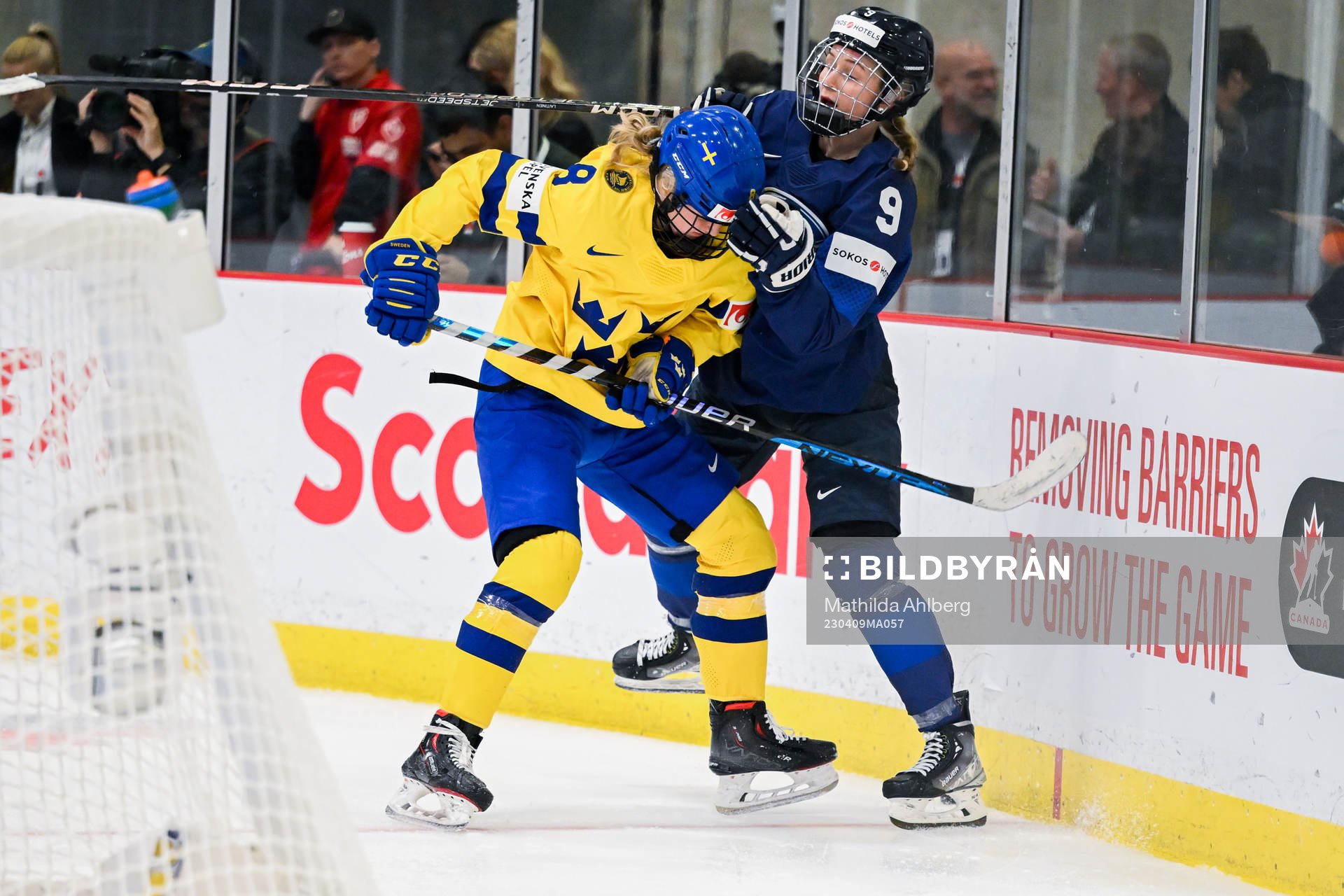 Hilda Svensson of Sweden and Nelli Laitinen of Finland