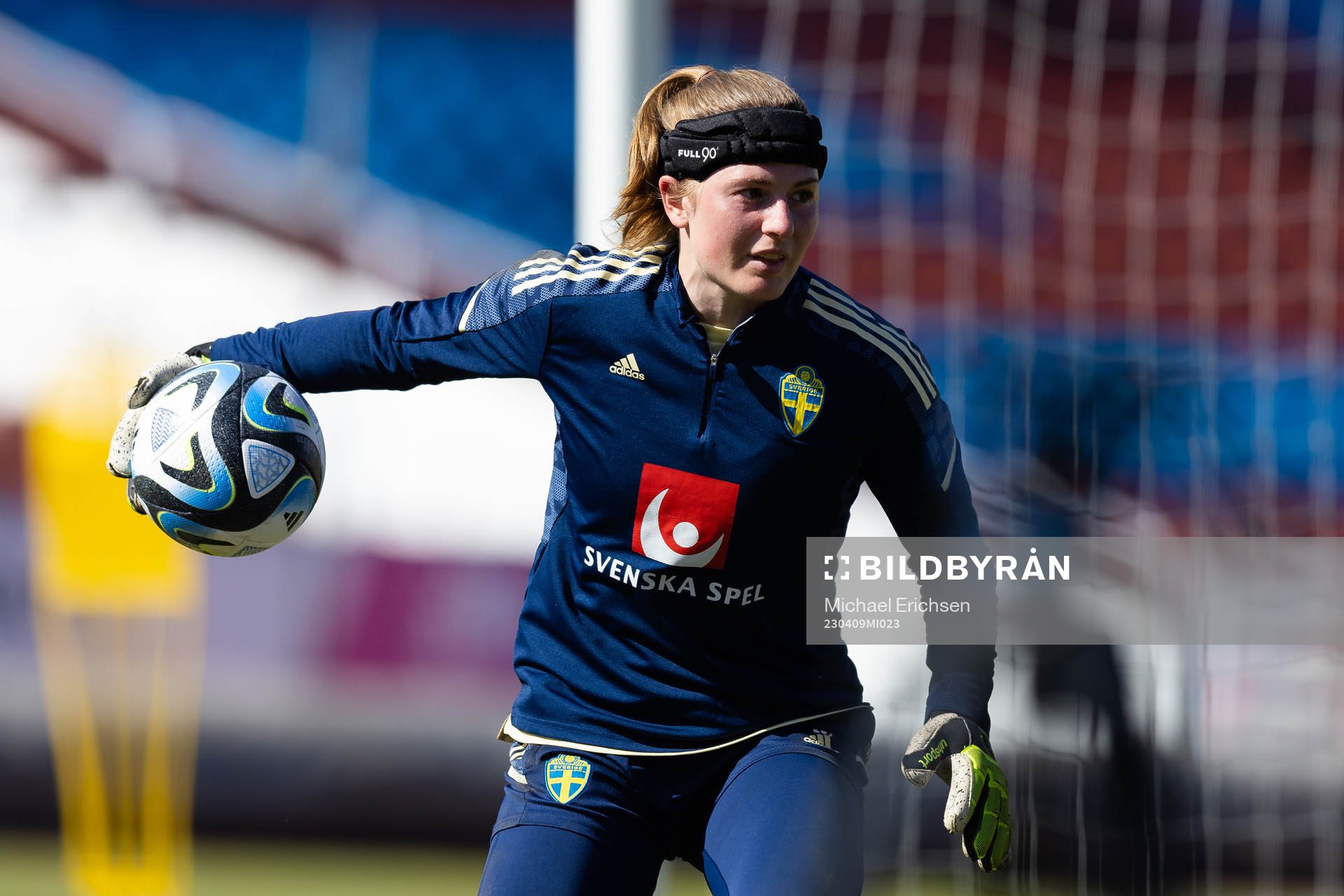 Goalkeeper Tove Enblom of Sweden during a training session with women’s national football team Sweden on April 9, 2023 in Göteborg. 