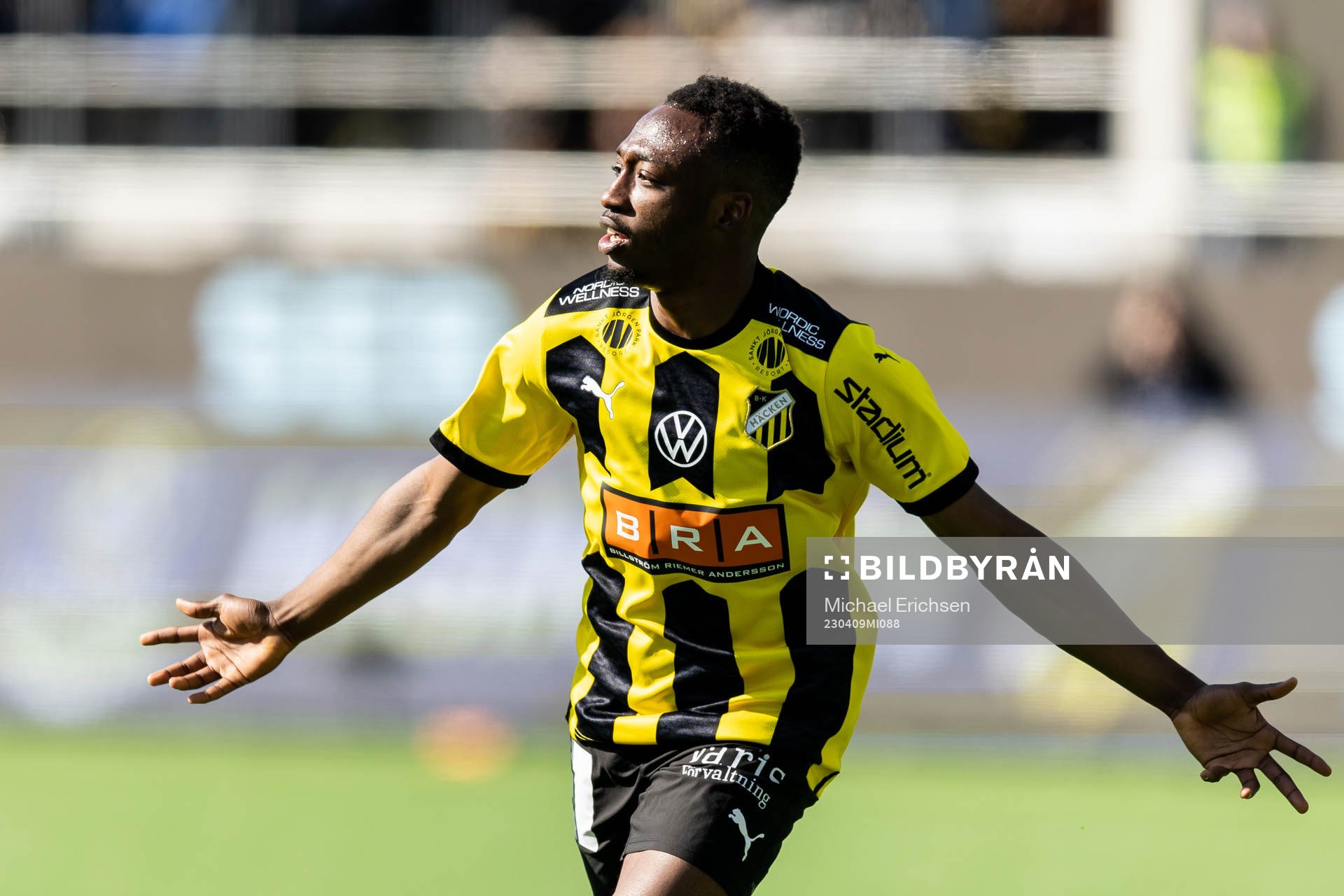 Häckens Benie Adama Traore jublar
