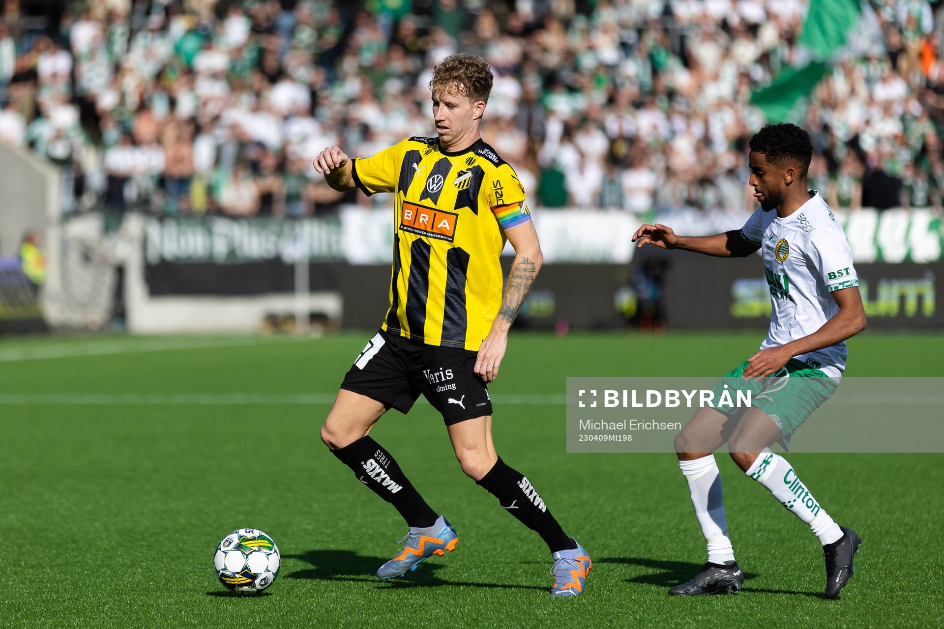 Häckens Samuel Gustafson och Hammarbys Tesfaldet Tekie