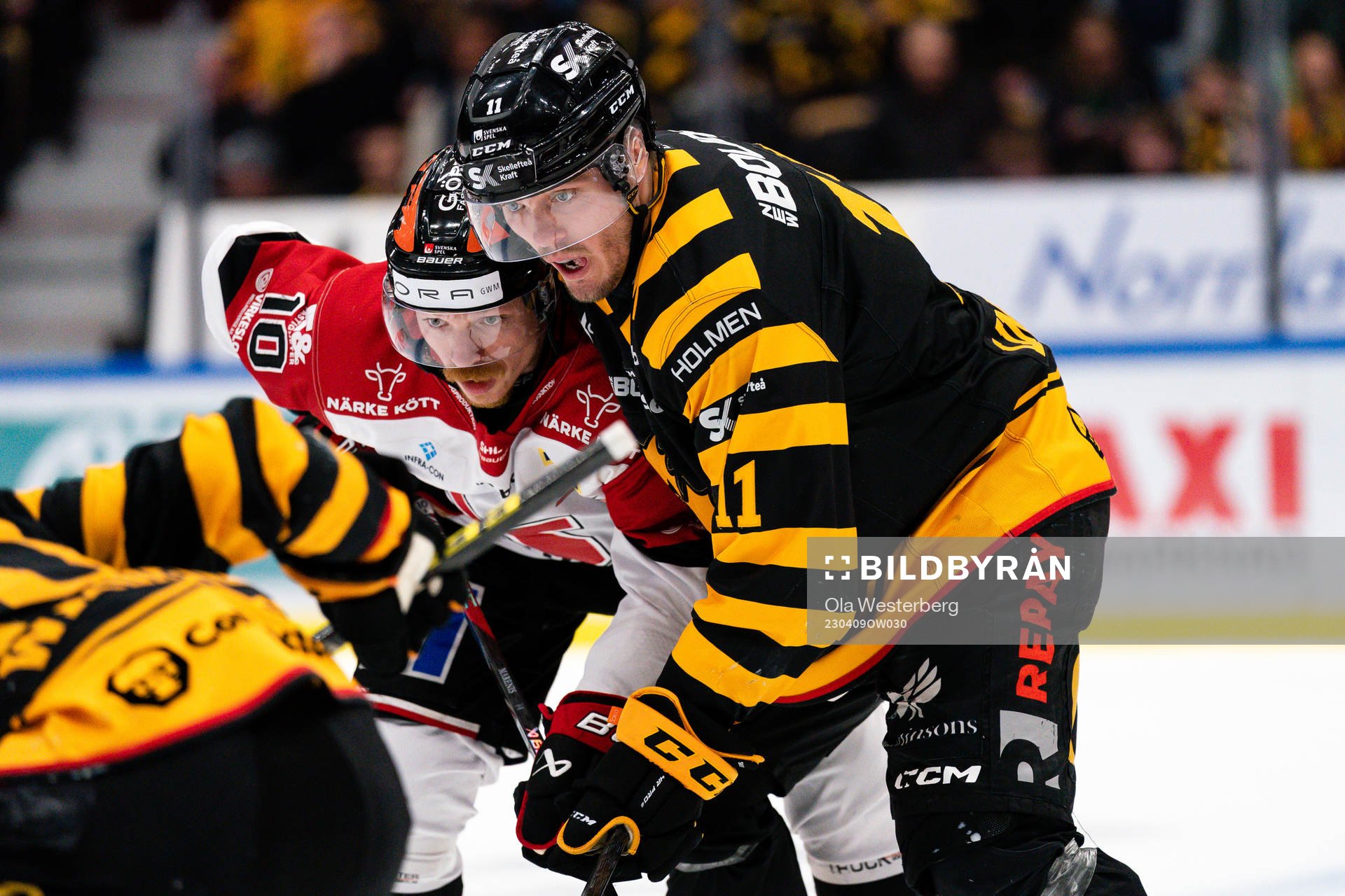 Örebros Rihards Marenis och Skellefteås Max Lindholm