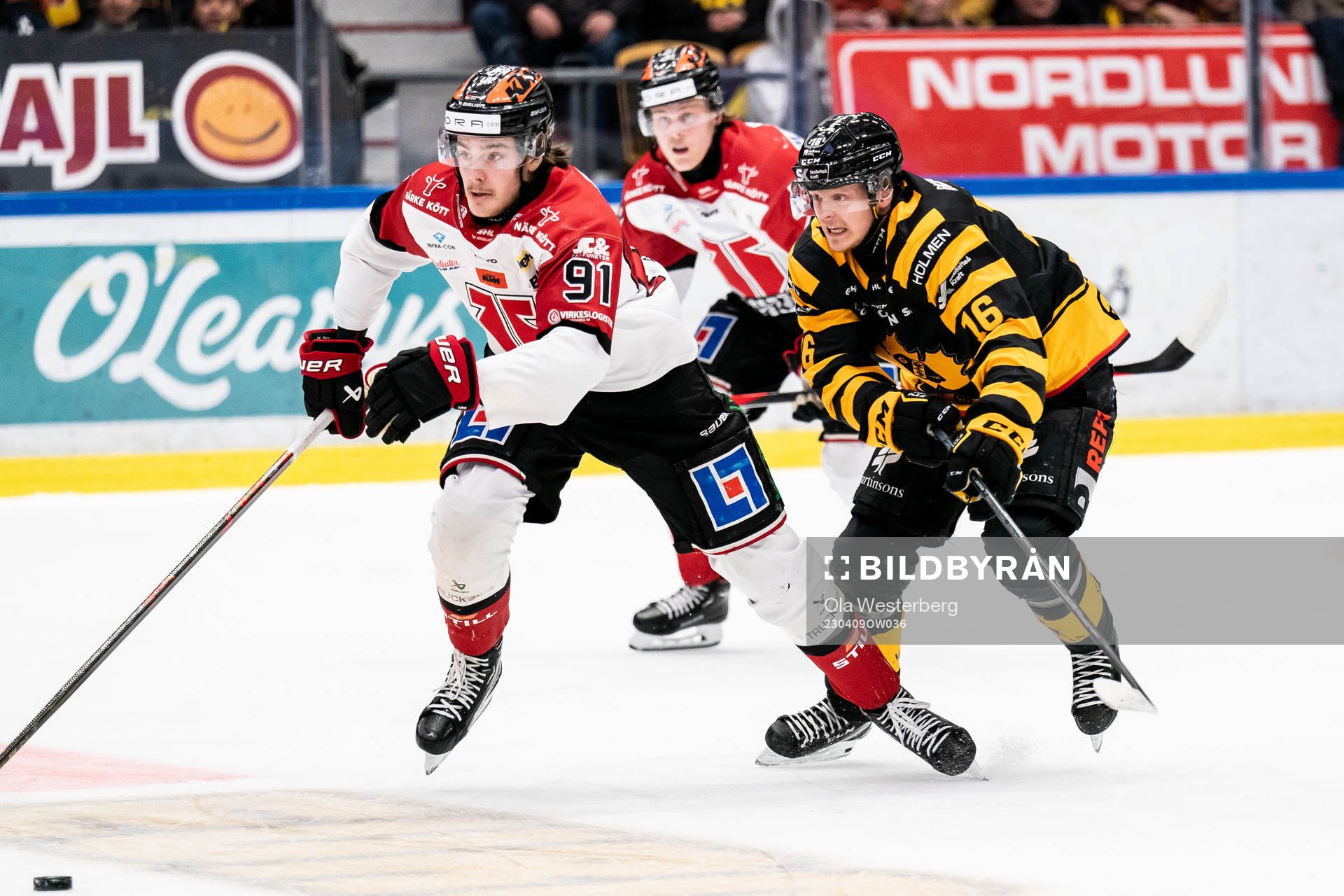 Örebros Leo Carlsson och Skellefteås Linus Lindström