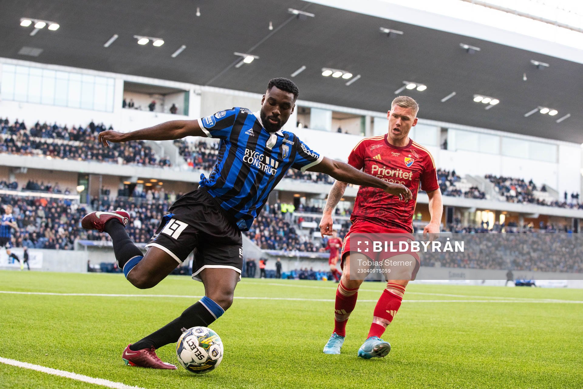 Sirius Patrick Nwadike och Djurgårdens Victor Edvardsen