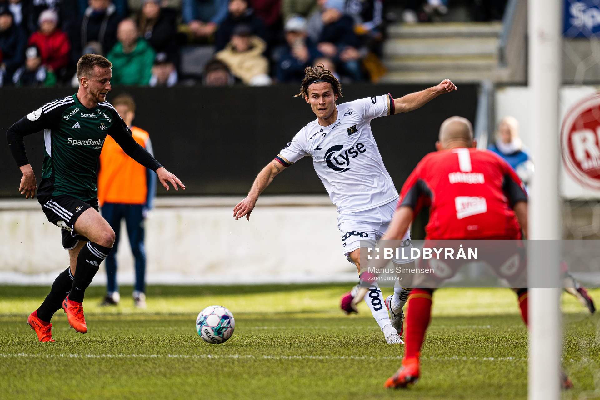 Erlend Dahl Reitan of Rosenborg and Markus Solbakken of