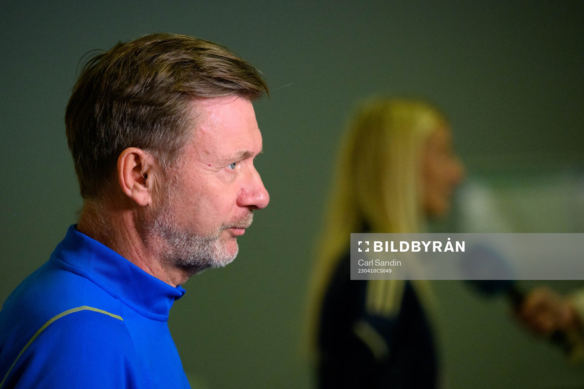 Head coach Peter Gerhardsson is being interviewed