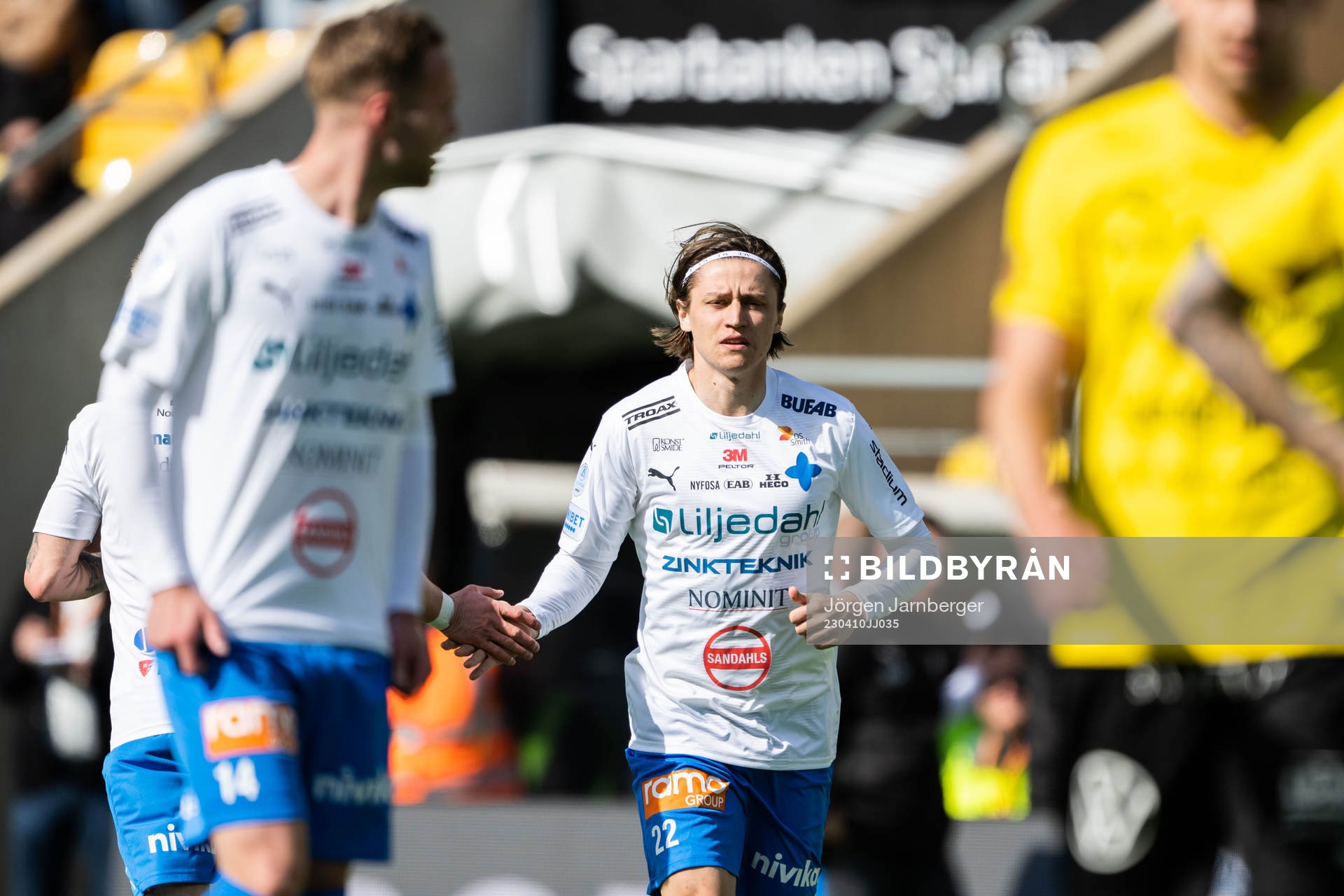 Värnamos Simon Thern byts in