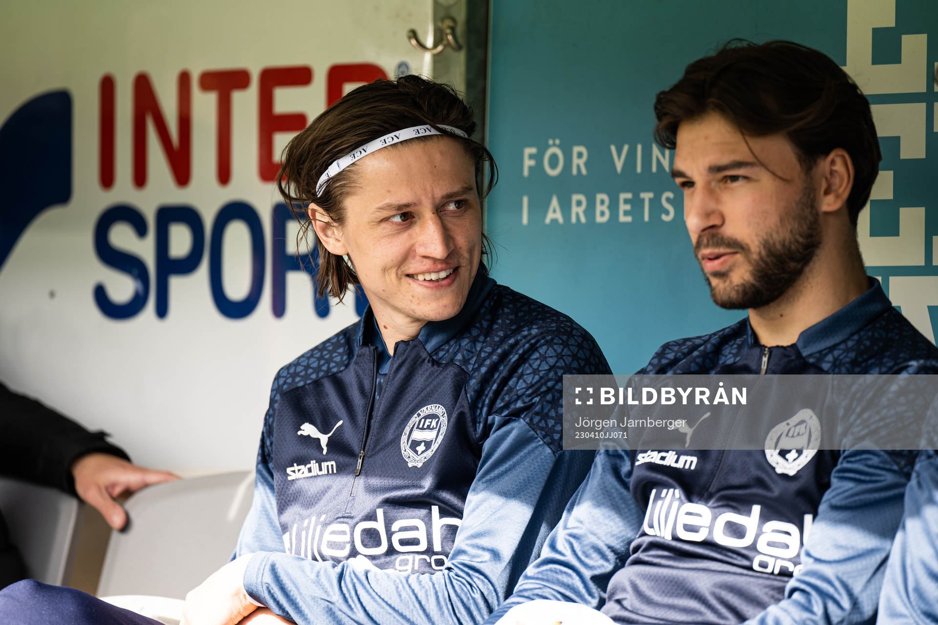 Värnamos Simon Thern på bänken