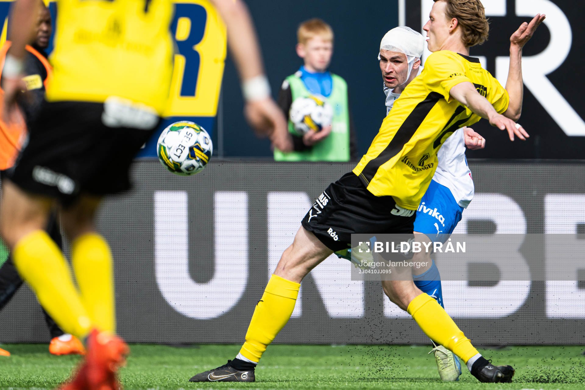Värnamos Oscar Johansson med bandage om huvudet