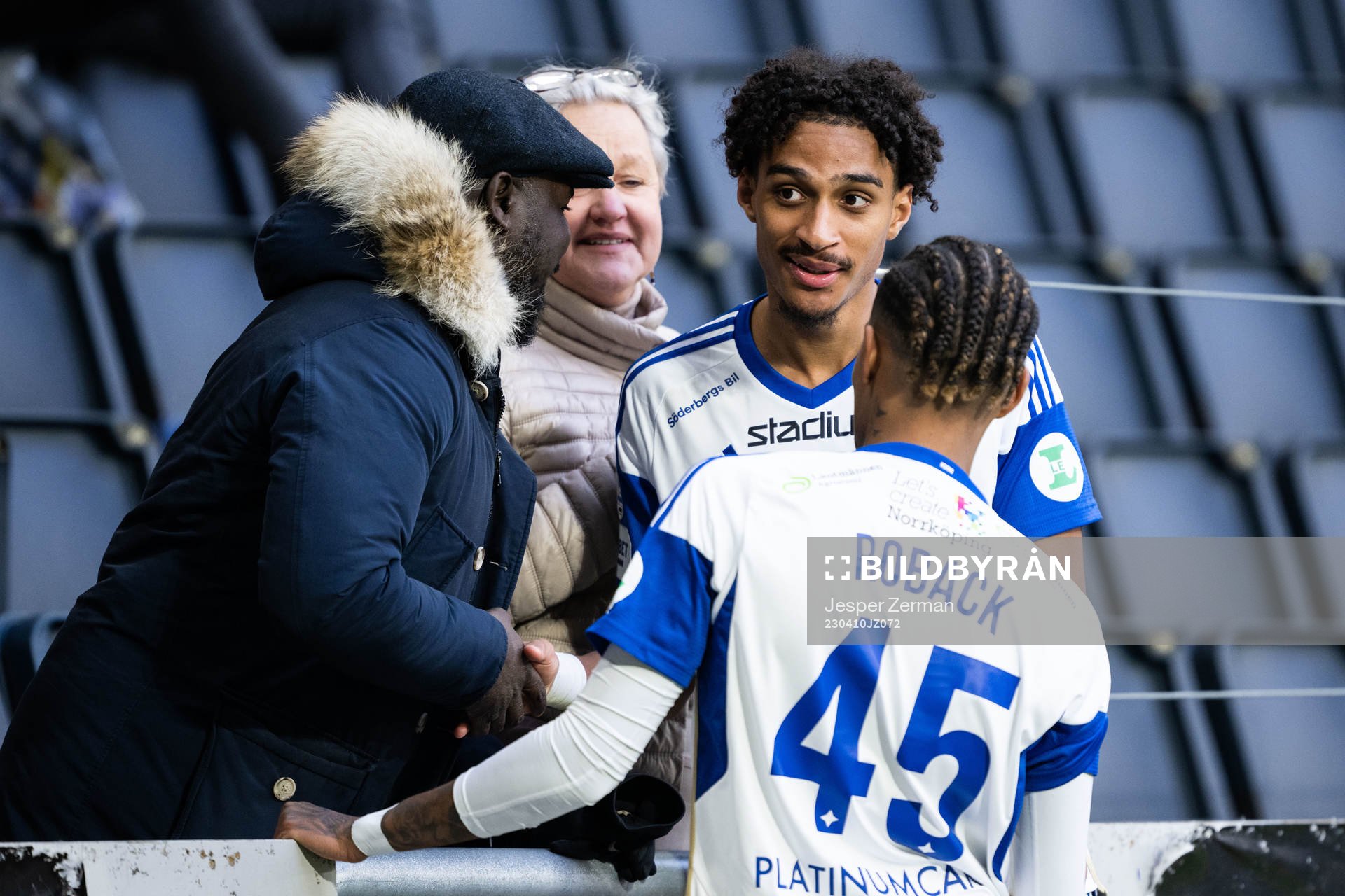 IFK Norrköpings Jesper Ceesay med familjen