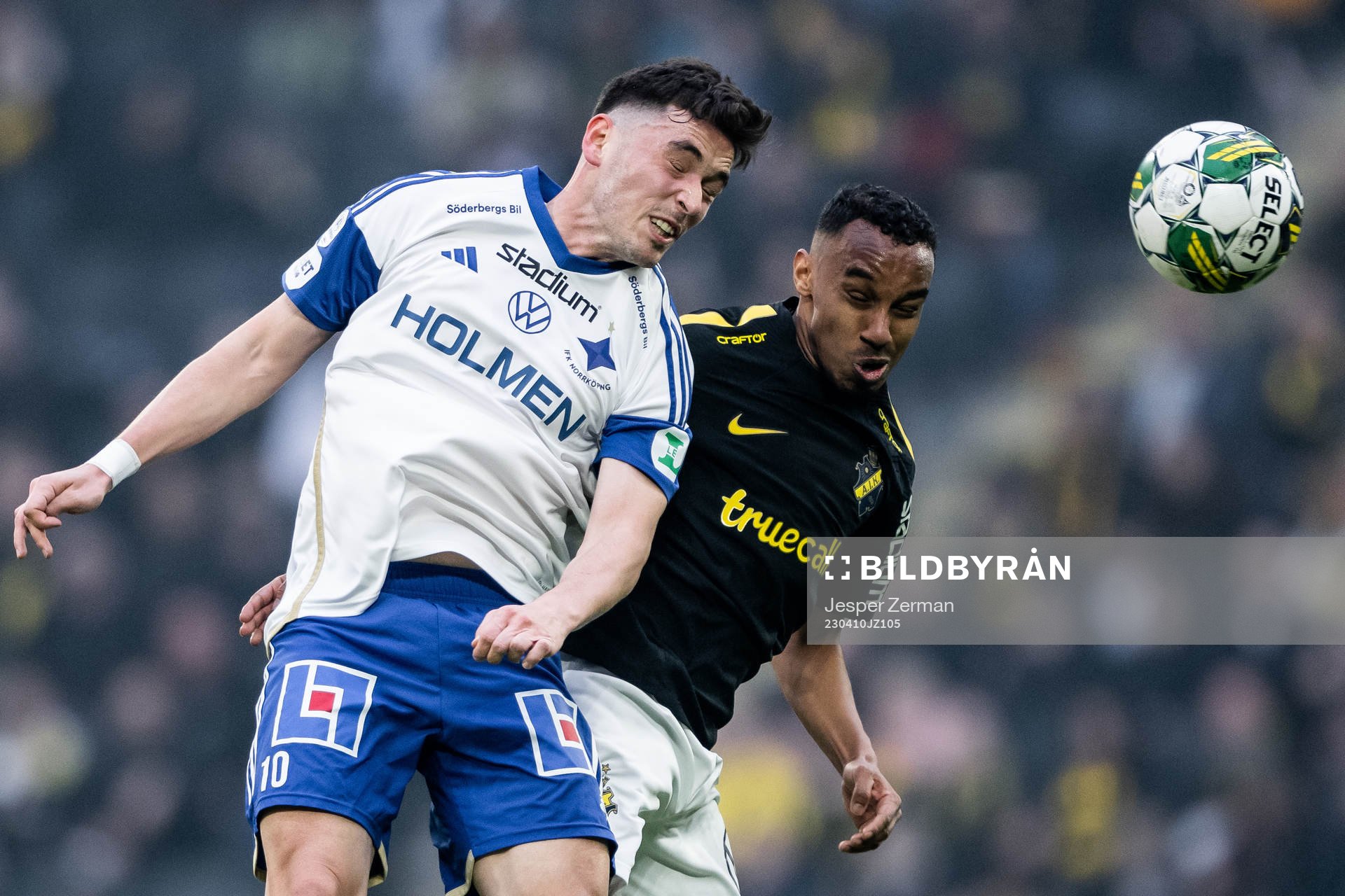 IFK Norrköpings Vito Hammershöy-Mistrati och AIKs Bilal