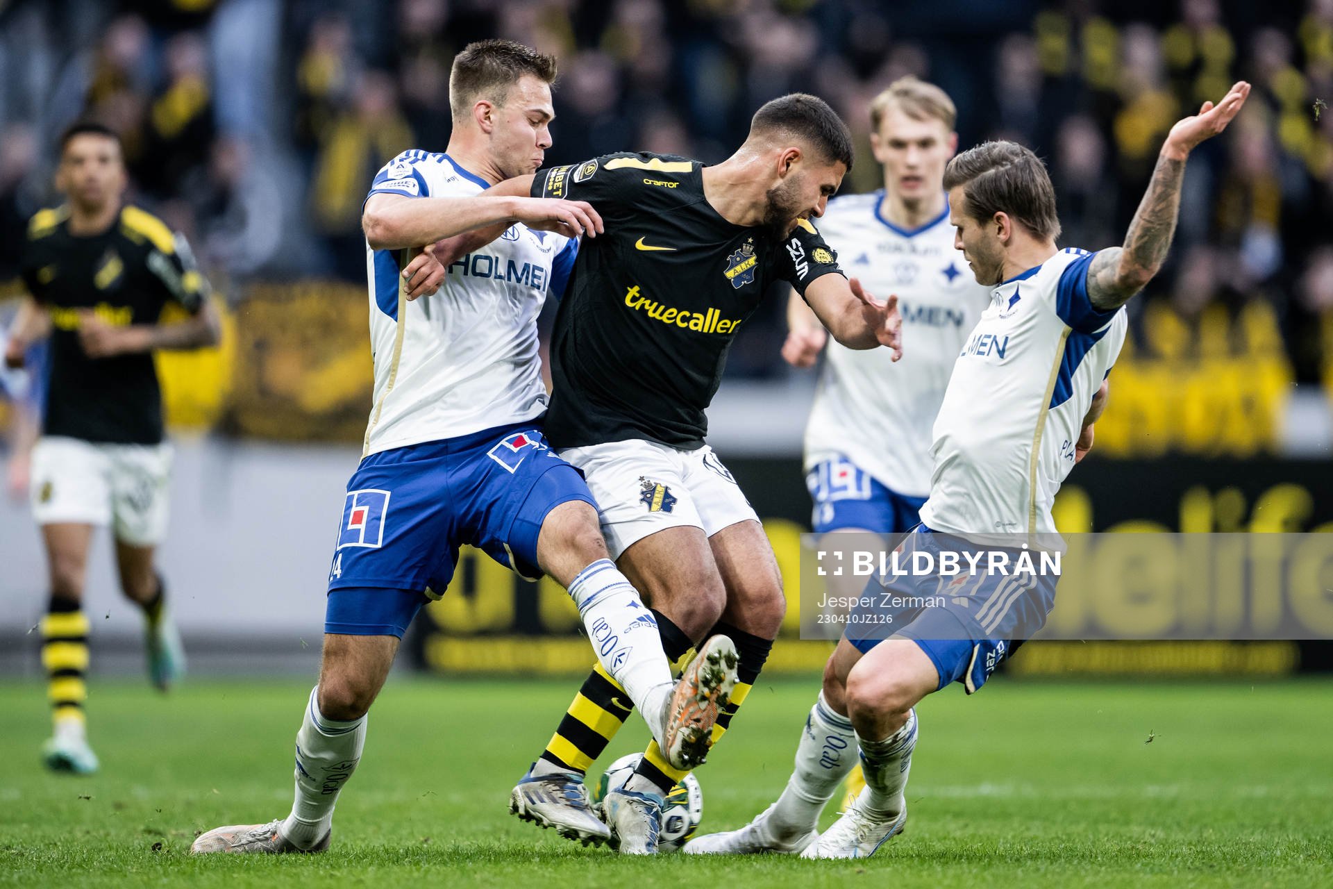 IFK Norrköpings Wille Jakobsson och Arnor Traustason mot