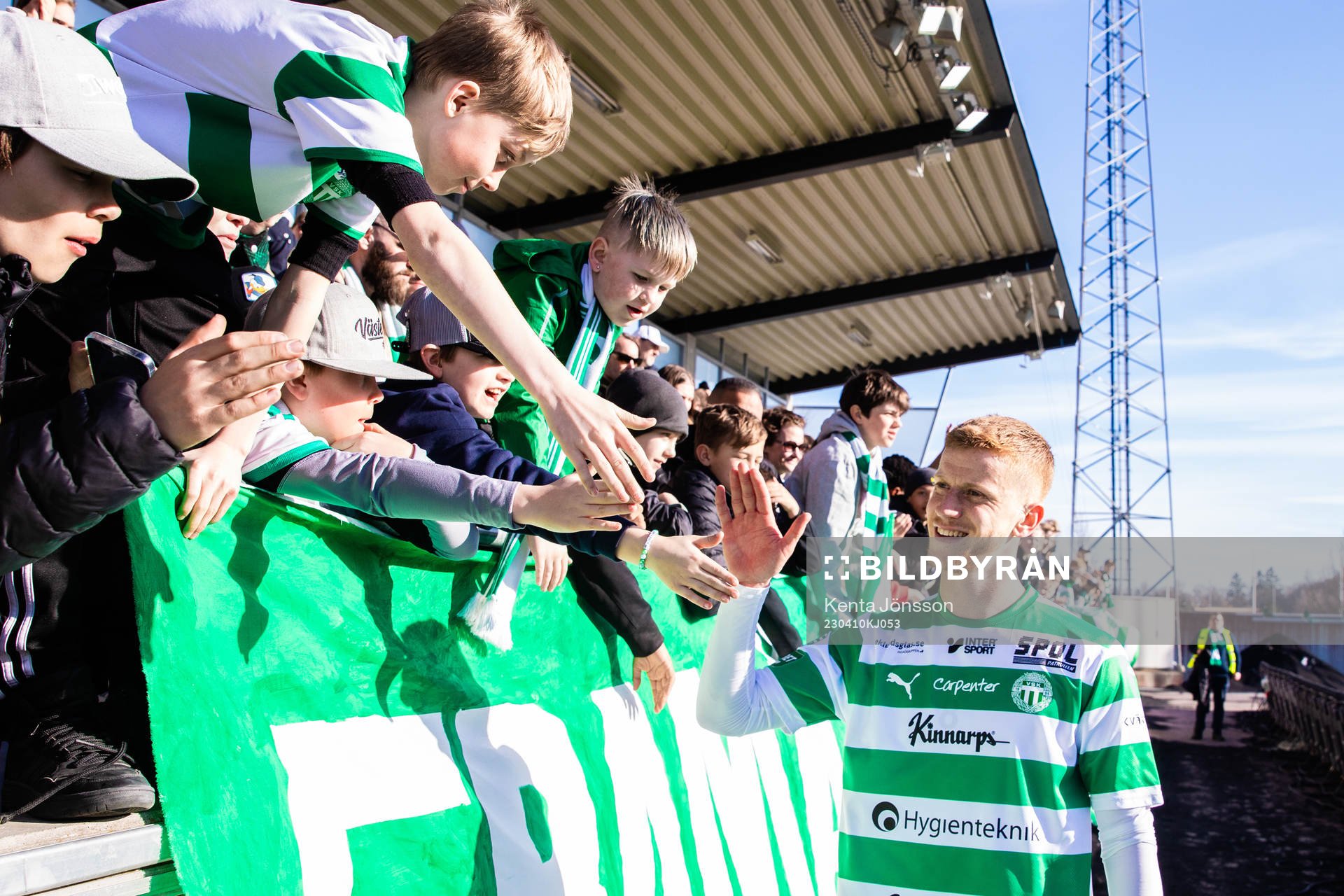 Västerås Daniel Ask med supportrar