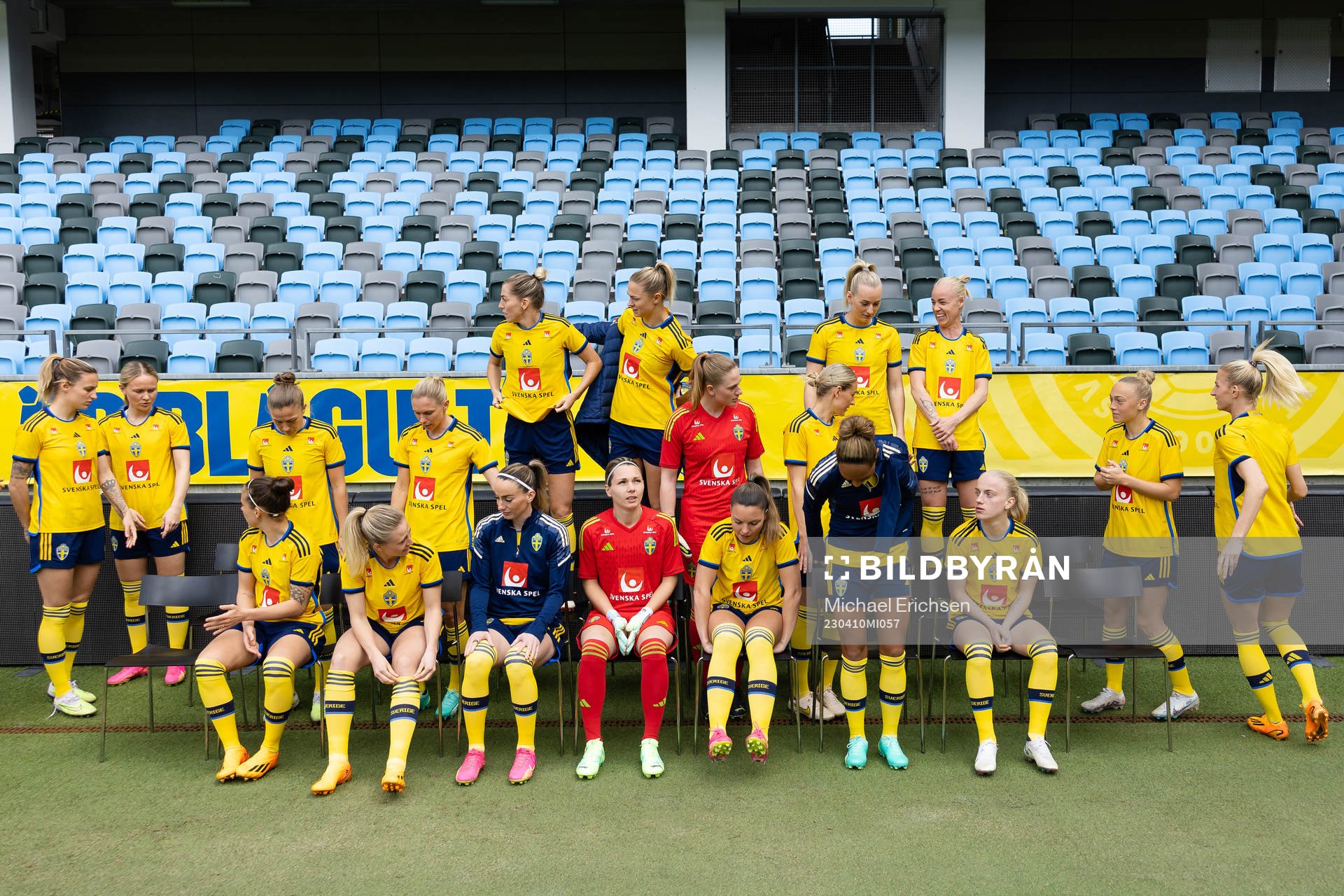 The Swedish women's national football team prepares ahead of a team picture on April 10, 2023 in Gothenburg. 