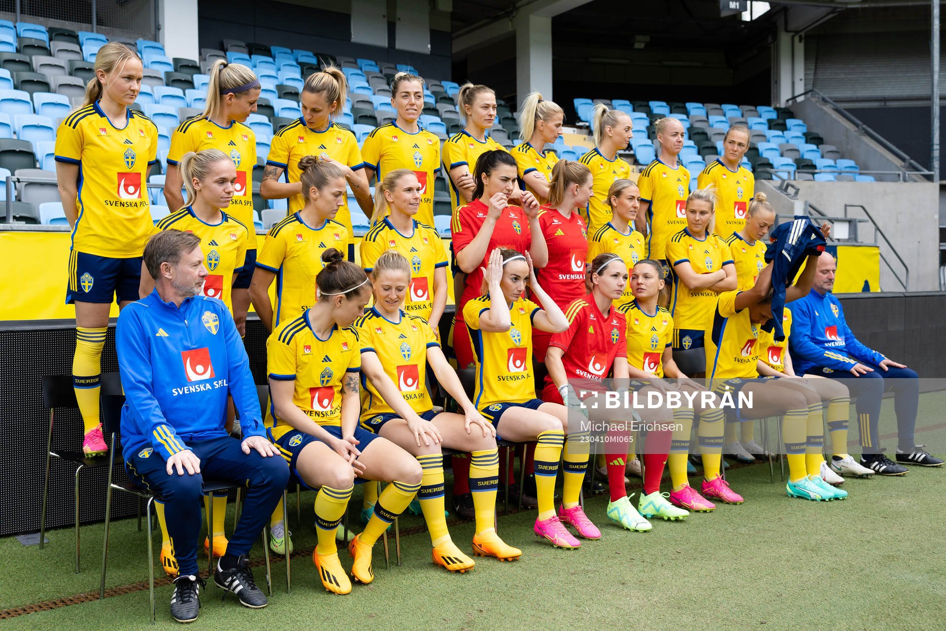 The Swedish women's national football team prepares