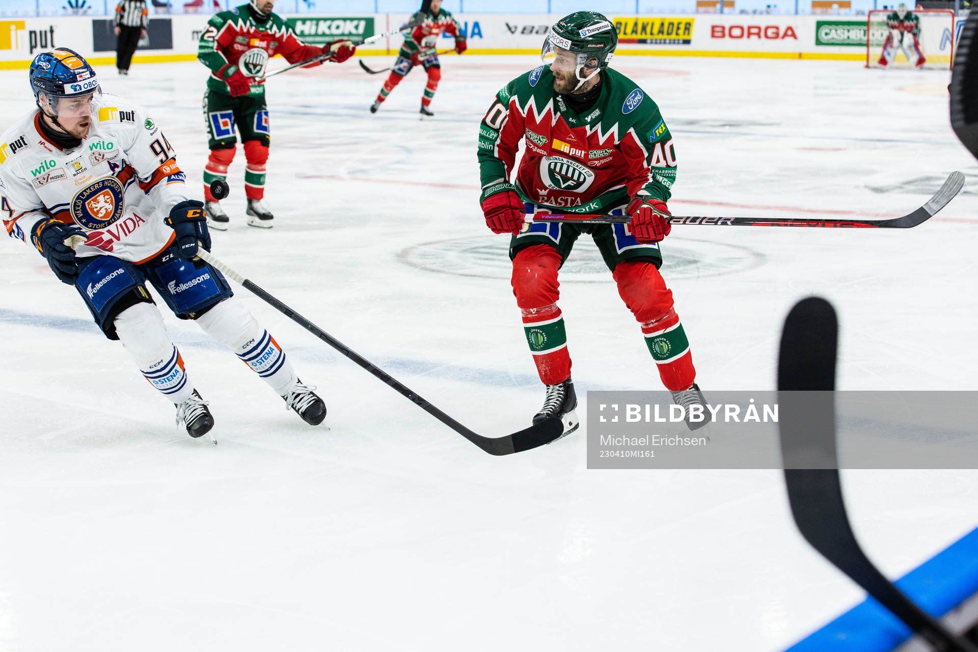 Växjös Joel Persson och Frölundas Petteri Lindbohm