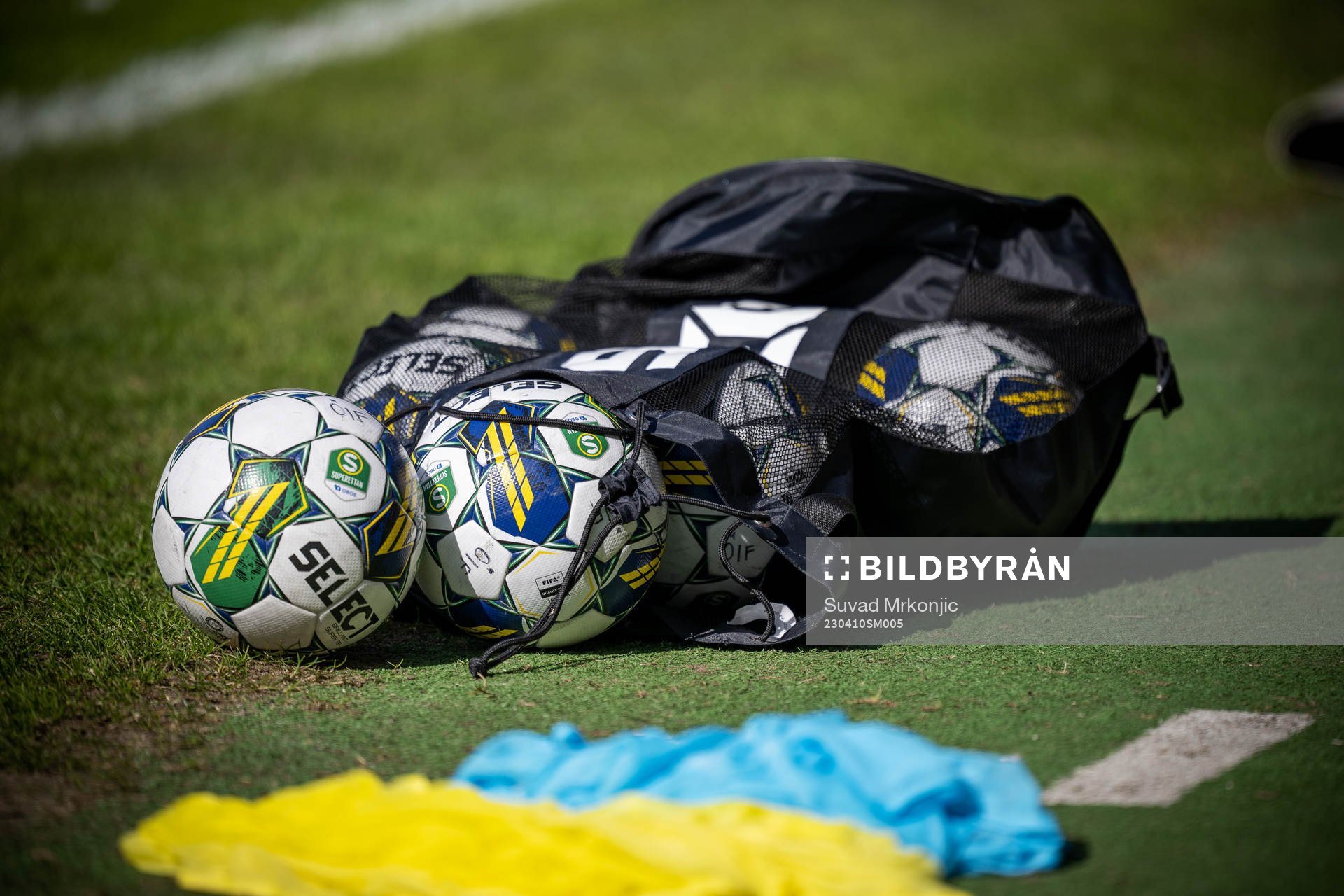 Fotbollar inför fotbollsmatchen i Superettan mellan Öster och Trelleborg den 10 april 2023 i Växjö. 