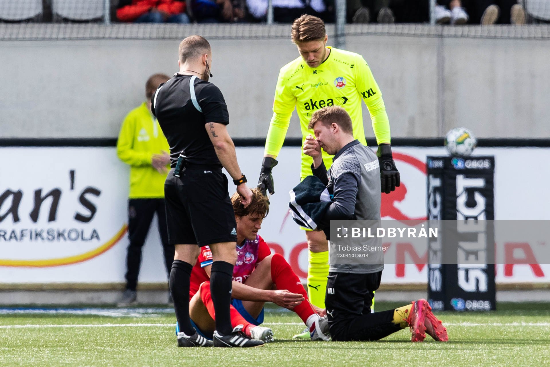 Helsingborgs Thomas Rogne har ont