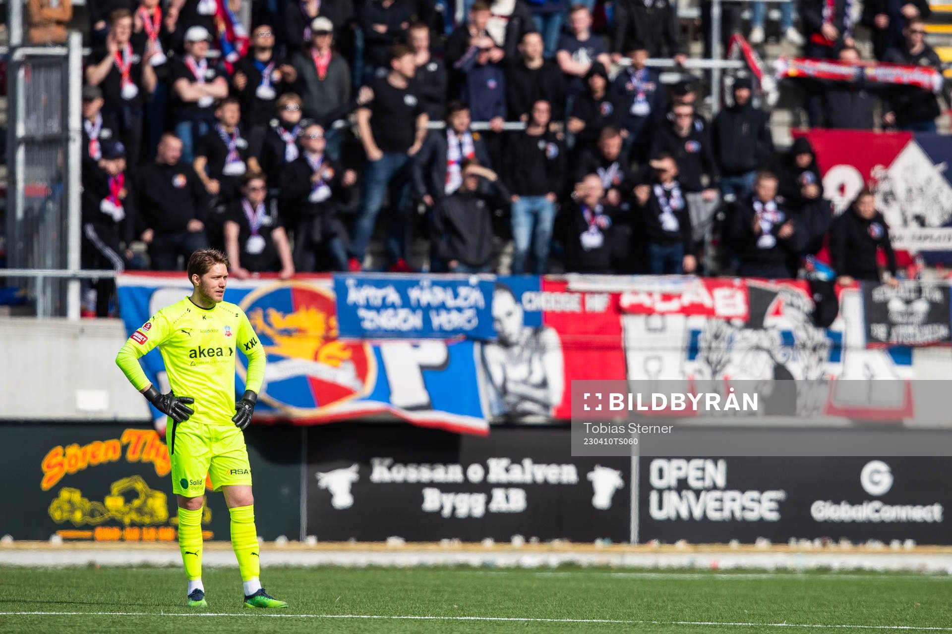 Helsingborgs målvakt Kalle Joelsson deppar