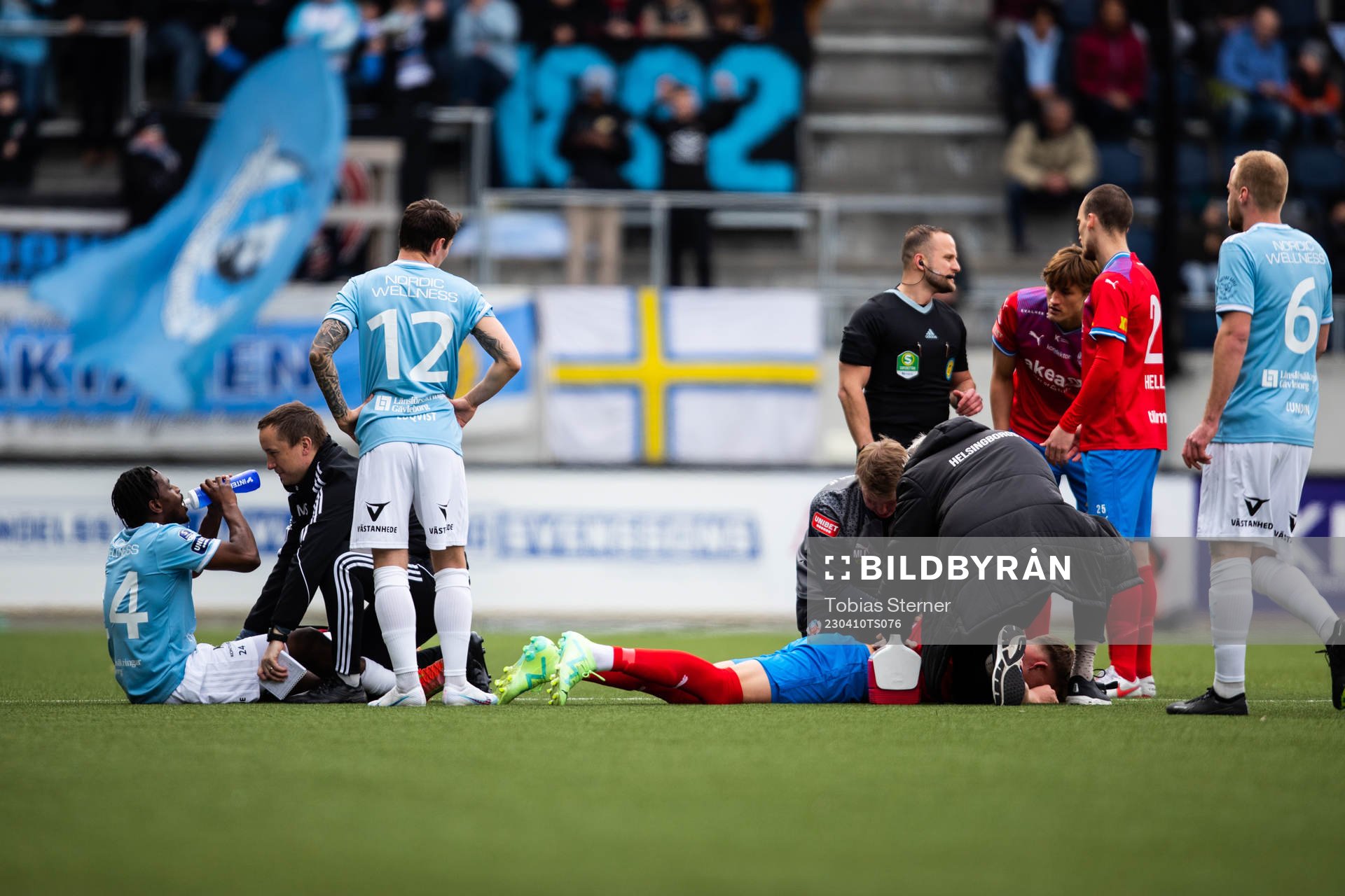 Gefles York Rafael och Helsingborgs Casper Widell  har ont