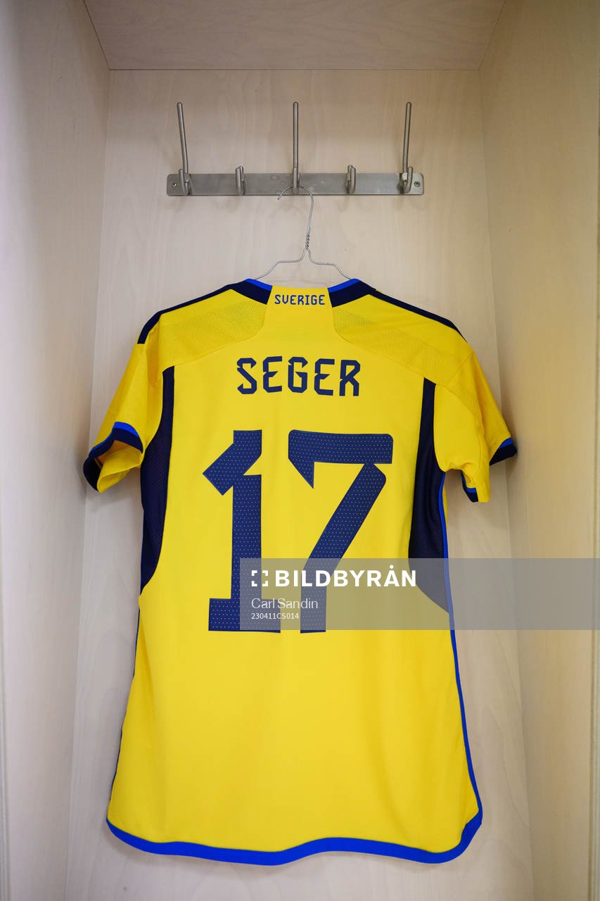 The jersey of Caroline Seger