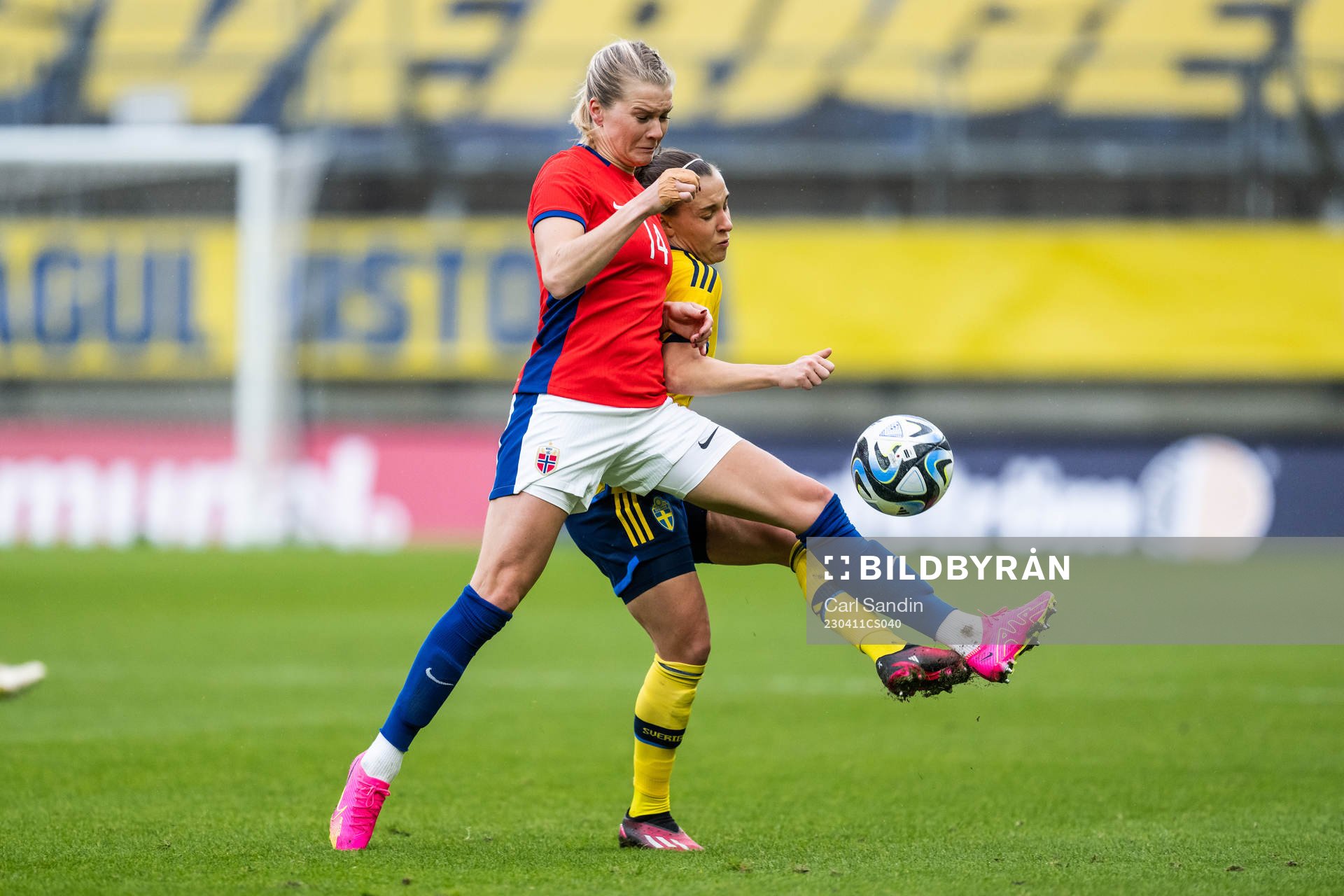 Ada Hegerberg of Norway and Julia Zigiotti Olme of Sweden